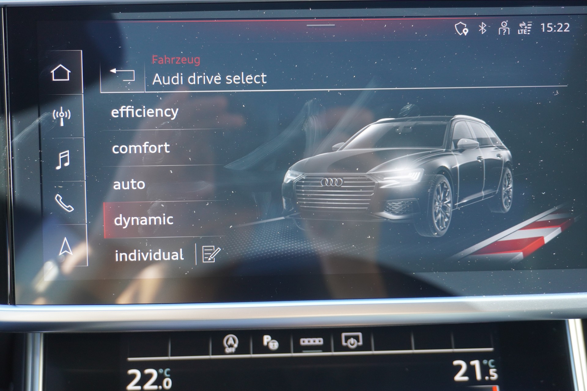 AUDI A6 Avant 45 TFSI S line S-tronic quattro-image-26