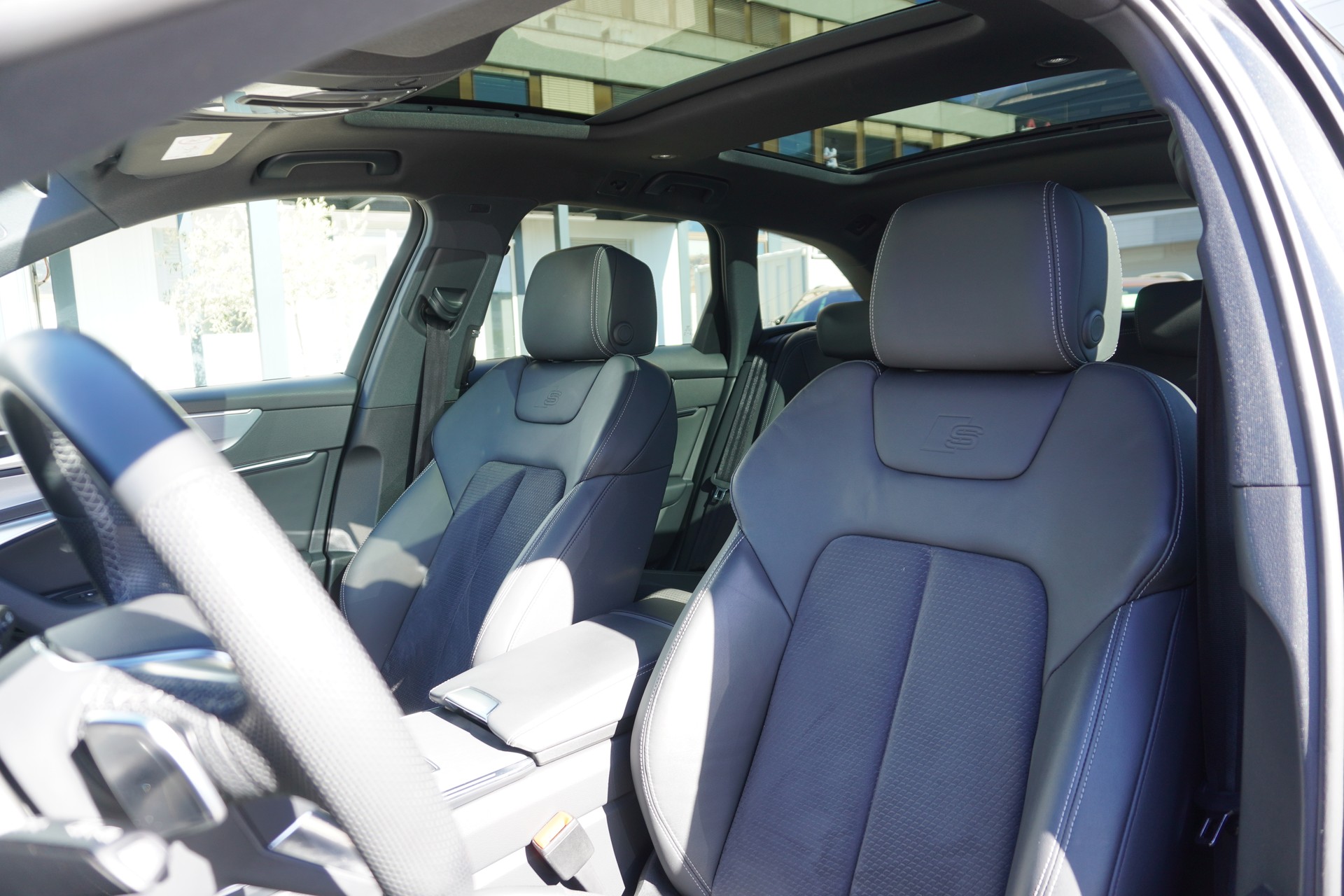 AUDI A6 Avant 45 TFSI S line S-tronic quattro-image-14