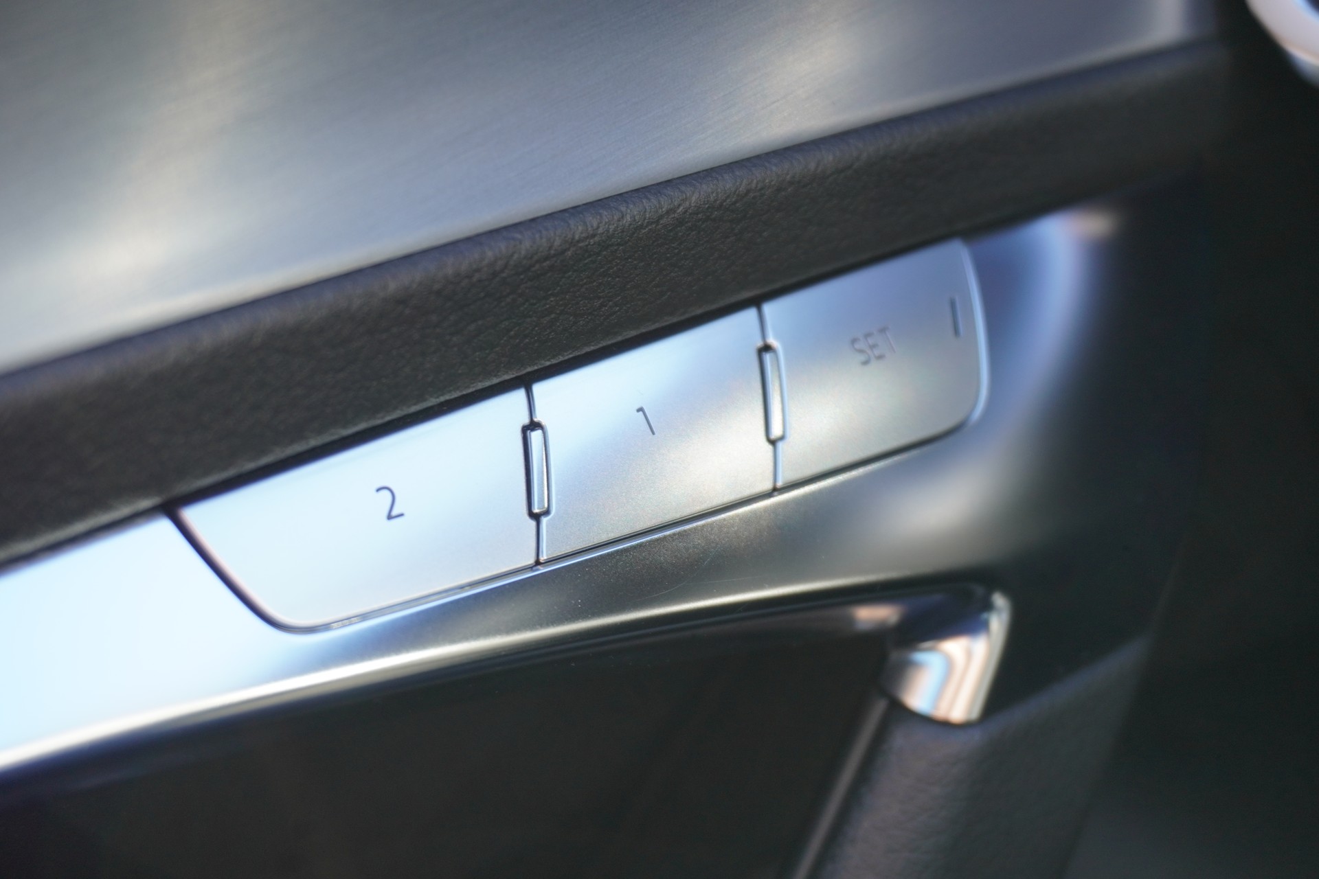 AUDI A6 Avant 45 TFSI S line S-tronic quattro-image-39