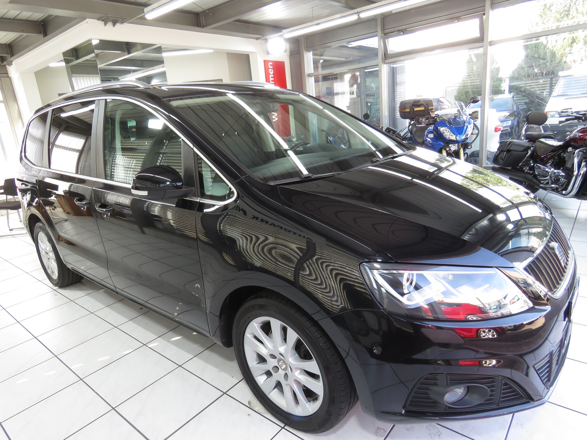 SEAT Alhambra 2.0 TDI Style Viva DSG (7-Plätzer, AHK 2.2 t, Automat)-showroom-element-2