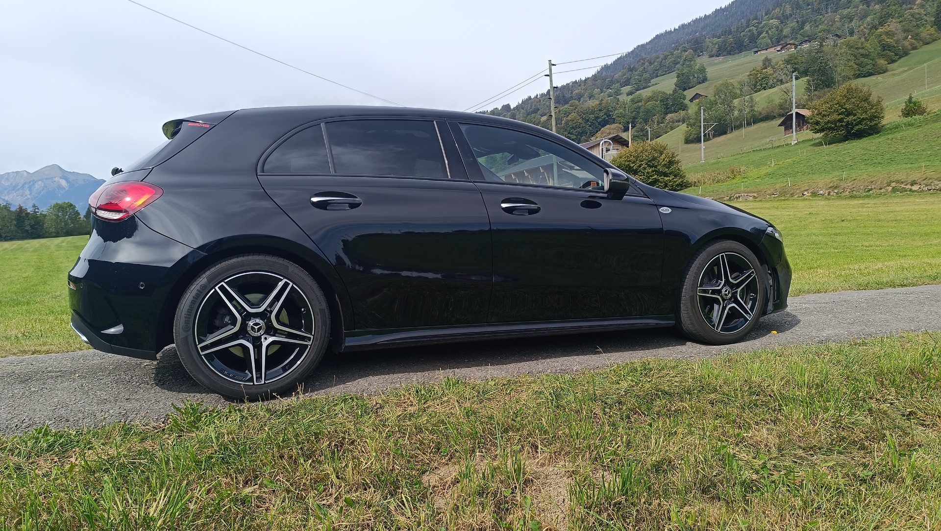 MERCEDES-BENZ A 220 AMG Line 4m-image-3