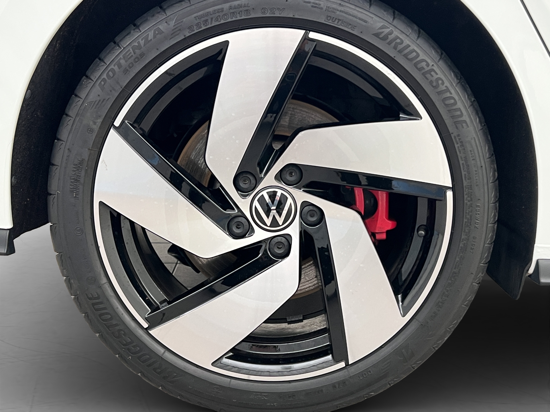 VW Golf 8 2.0 TSI GTI DSG-showroom-element-3
