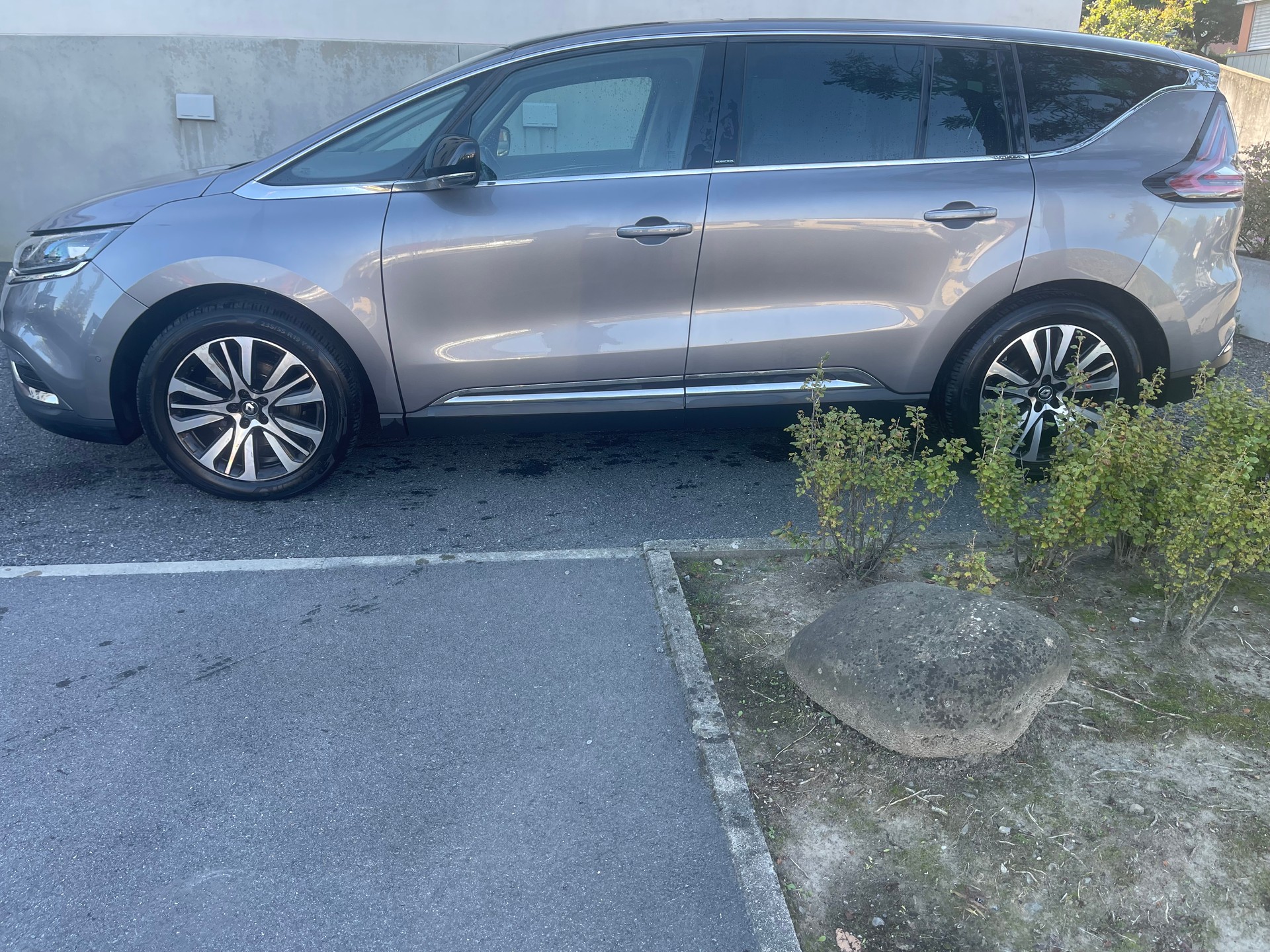 RENAULT Espace 1.6 dCi Initiale Paris EDC-image-1