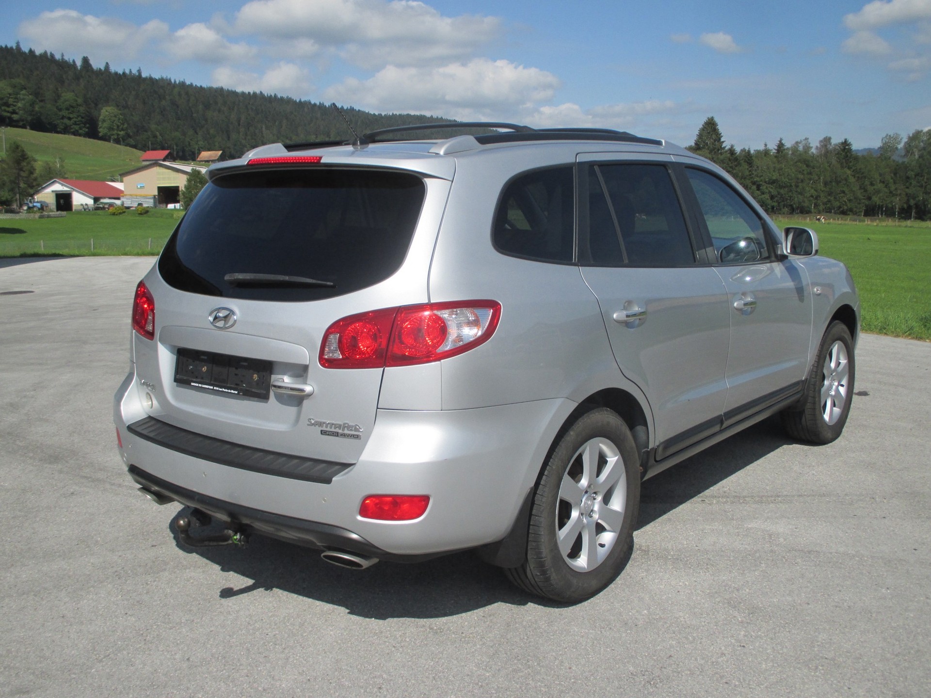 HYUNDAI Santa Fe 2.2 CRDi Premium 4WD Automatic-image-3