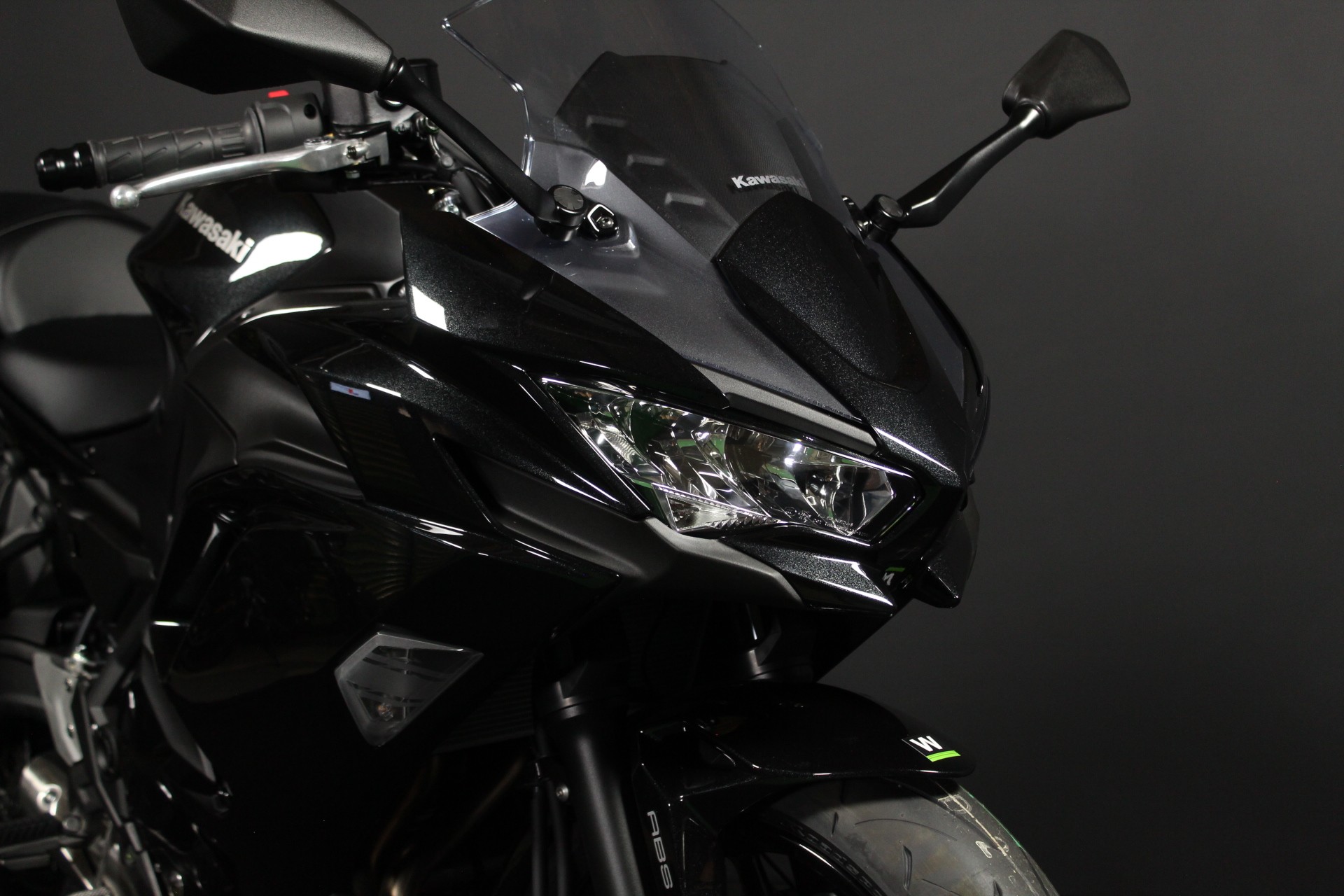KAWASAKI Ninja 650 (50/35 KW) *Black Edition* Level 1-image-3