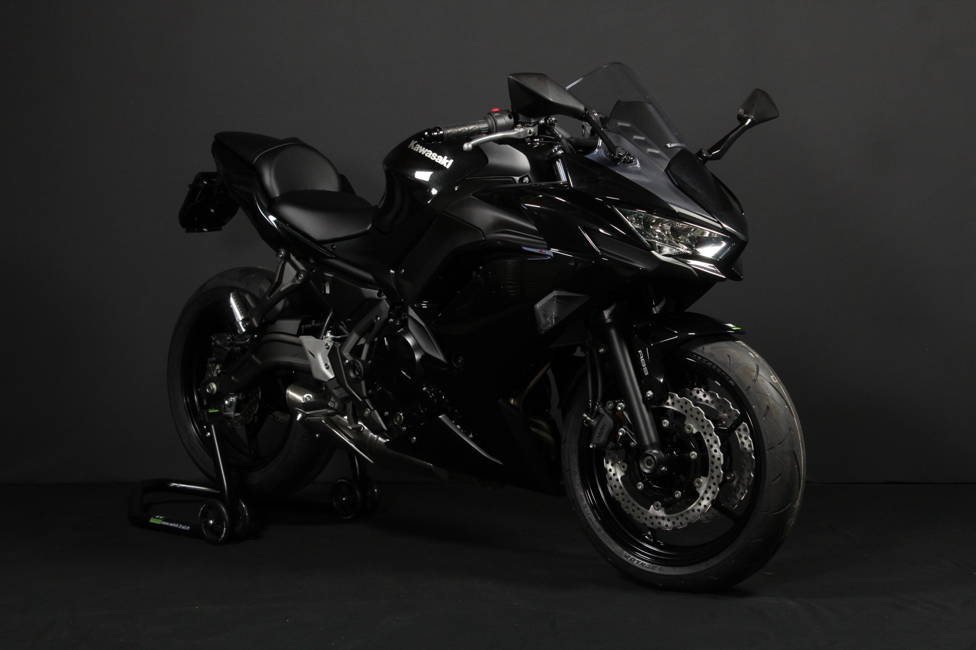 KAWASAKI Ninja 650 (50/35 KW) *Black Edition* Level 1-image-1