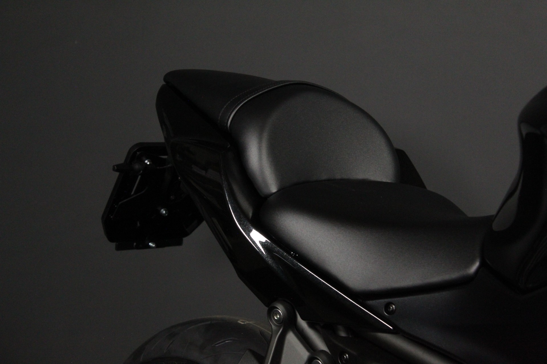 KAWASAKI Ninja 650 (50/35 KW) *Black Edition* Level 1-image-5