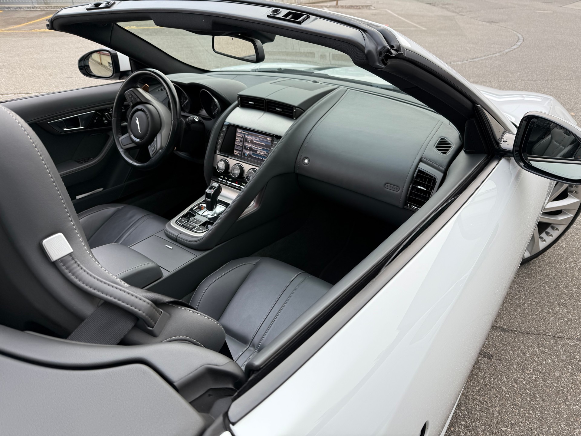 JAGUAR F-Type Convertible S 5.0 V8 S/C-image-7