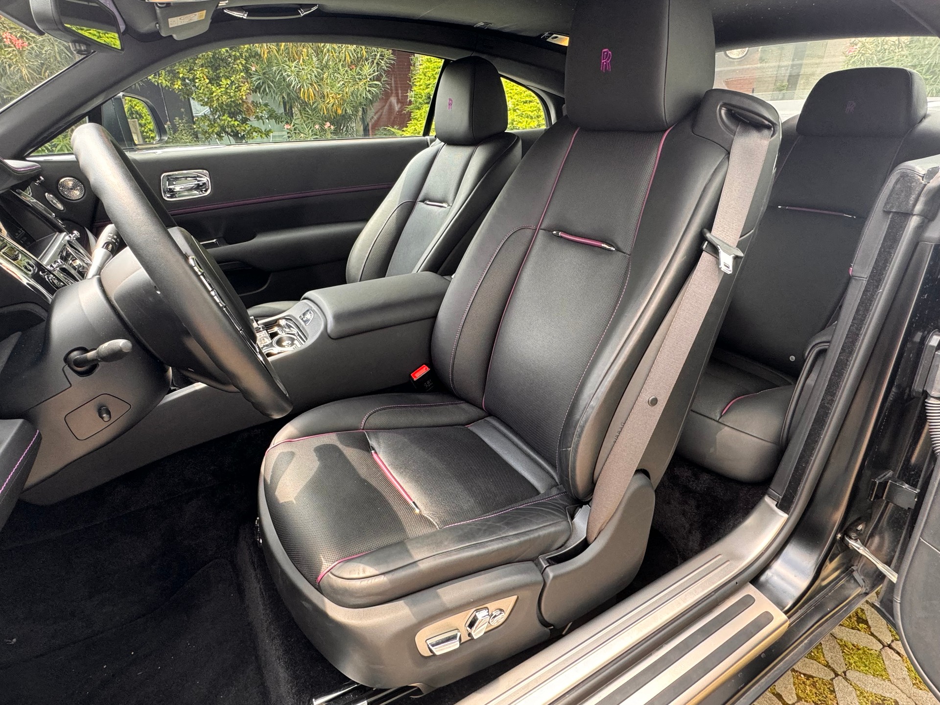 ROLLS-ROYCE Wraith 6.6 V12-image-9