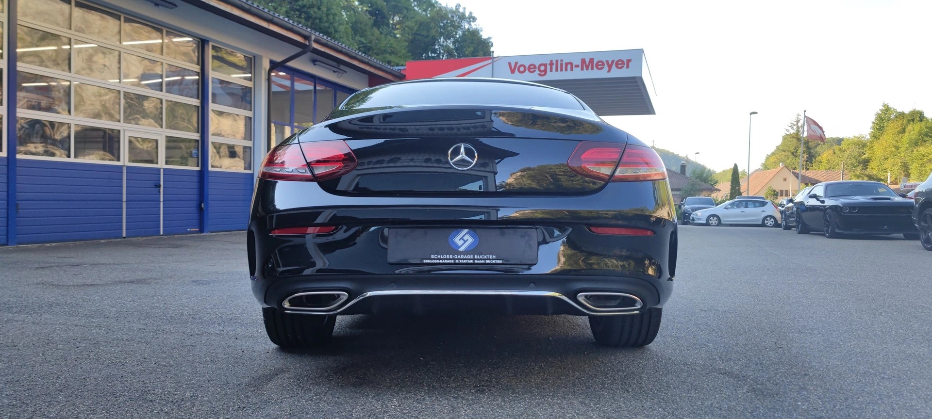 MERCEDES-BENZ C 180 AMG Line Coupé-image-11