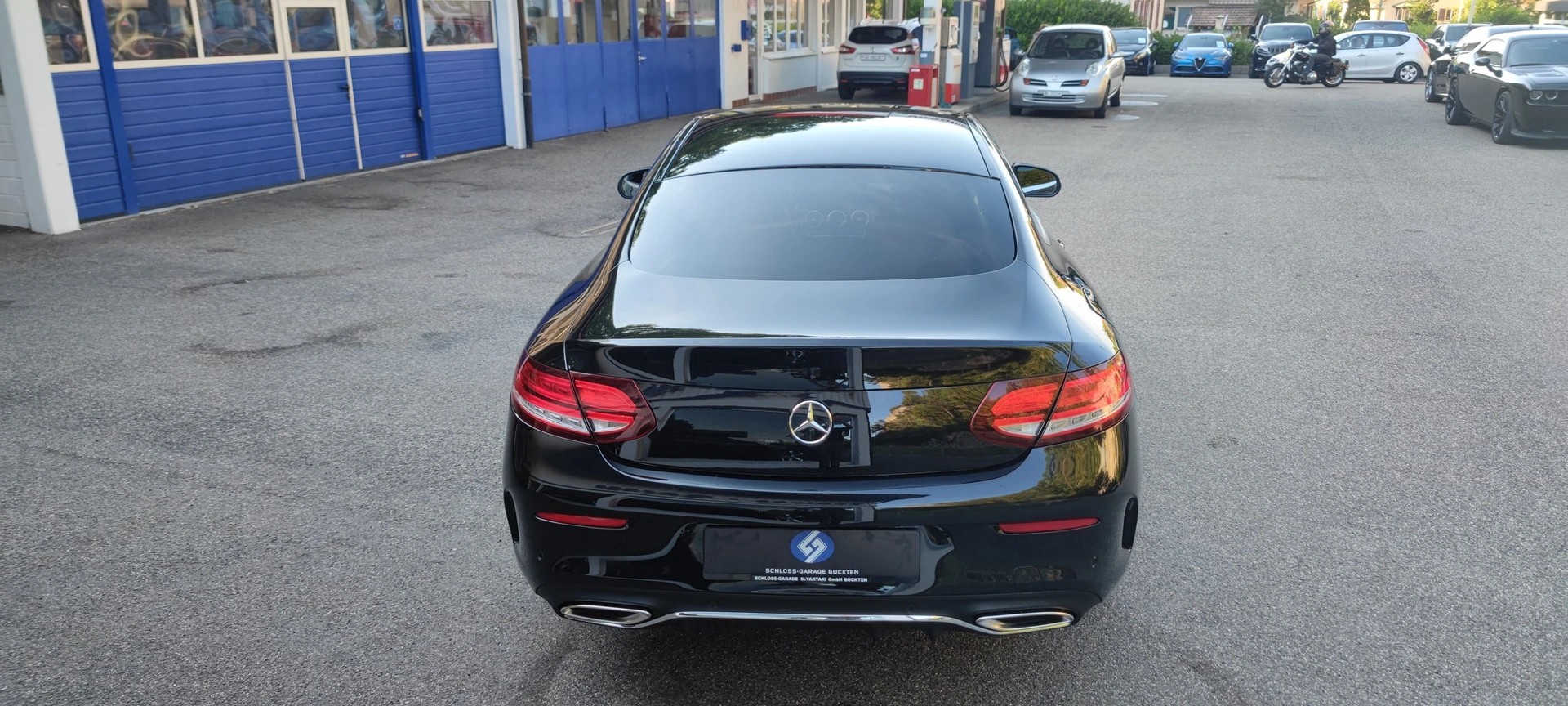 MERCEDES-BENZ C 180 AMG Line Coupé-image-10
