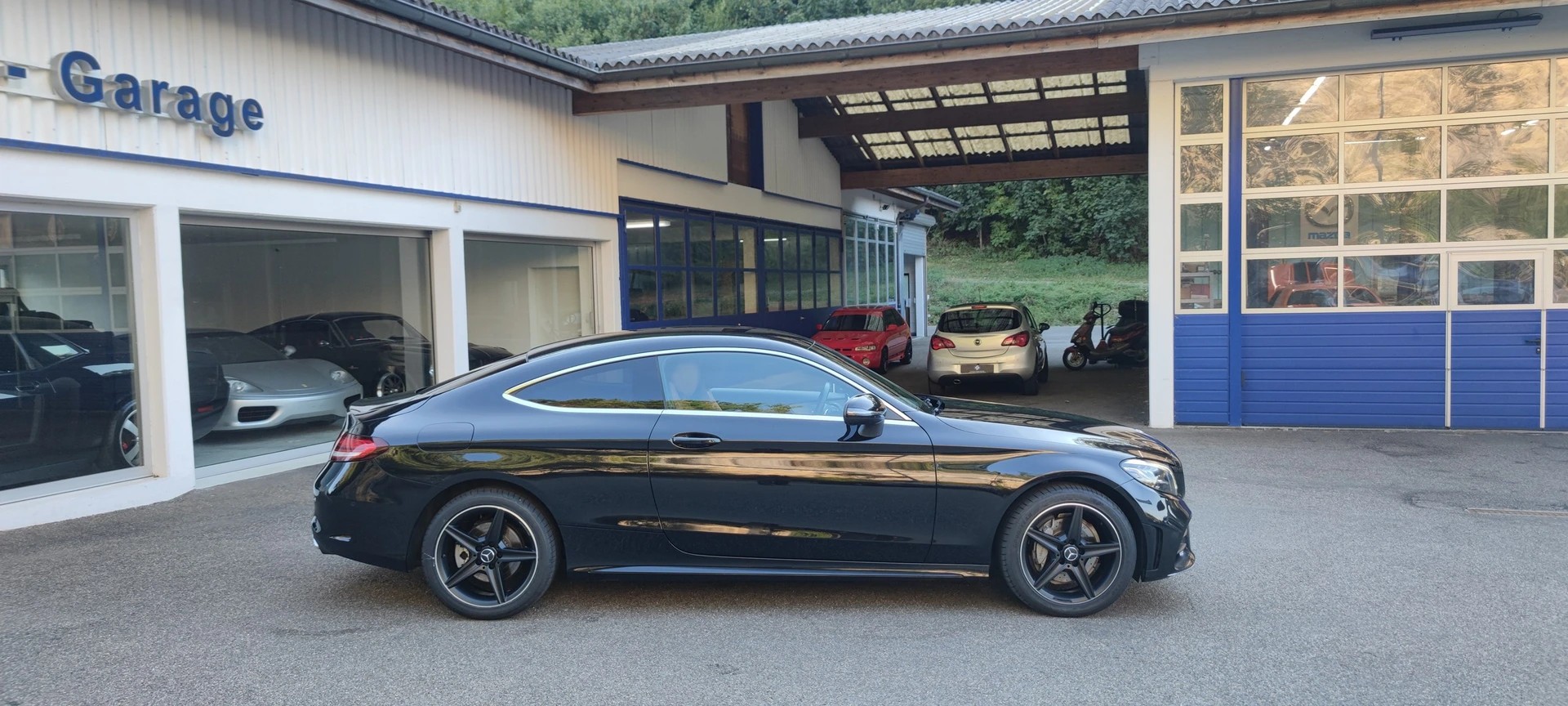 MERCEDES-BENZ C 180 AMG Line Coupé-image-14