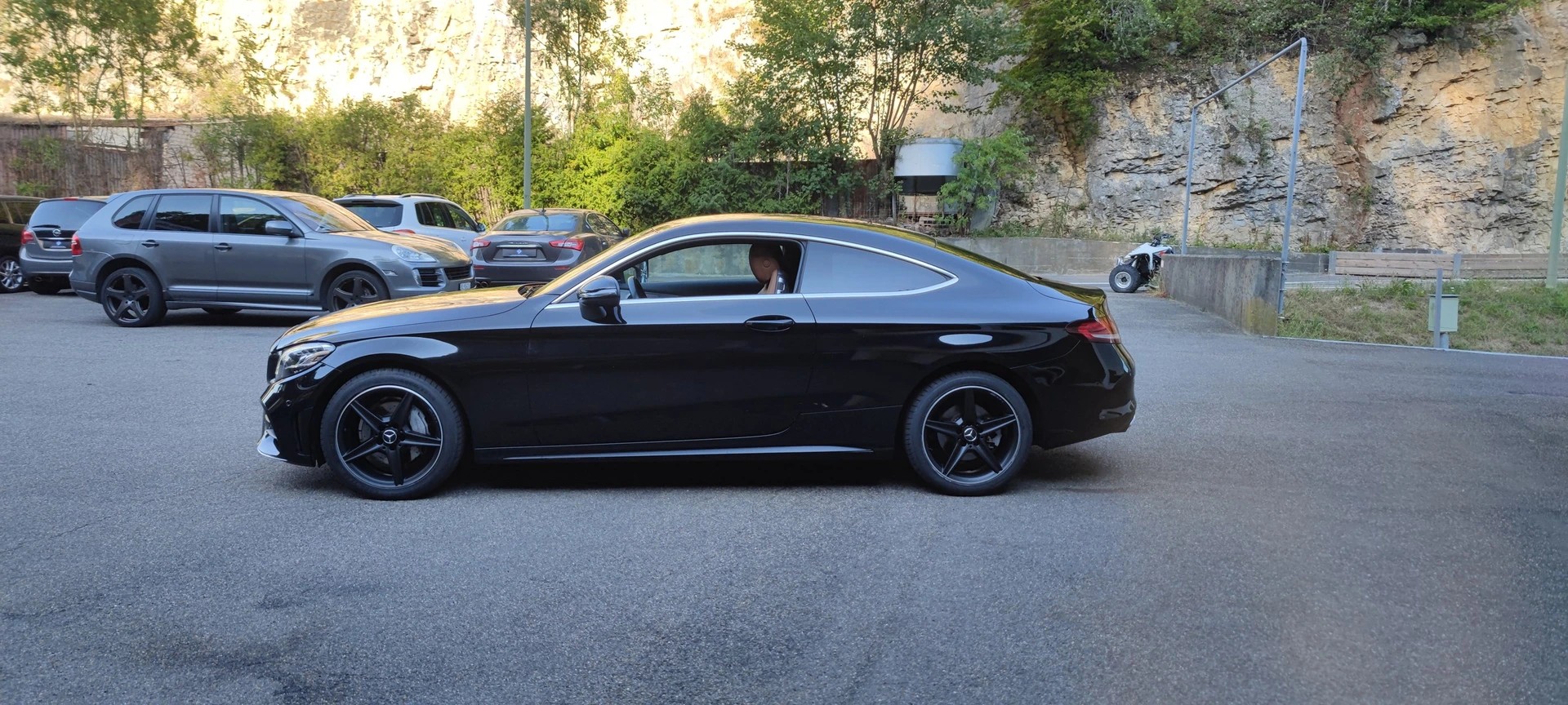 MERCEDES-BENZ C 180 AMG Line Coupé-image-7