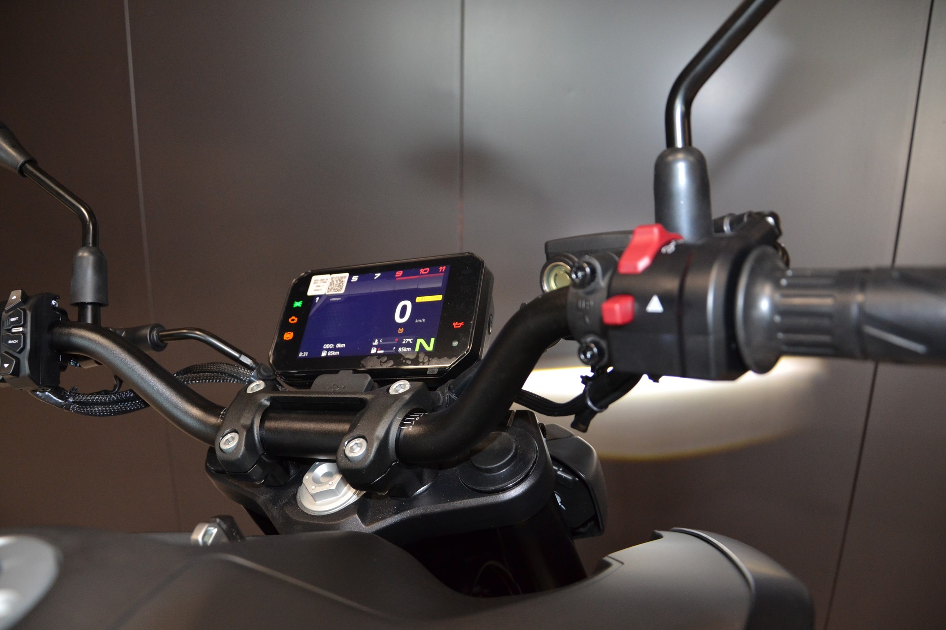 CF MOTO 125 NK-image-6
