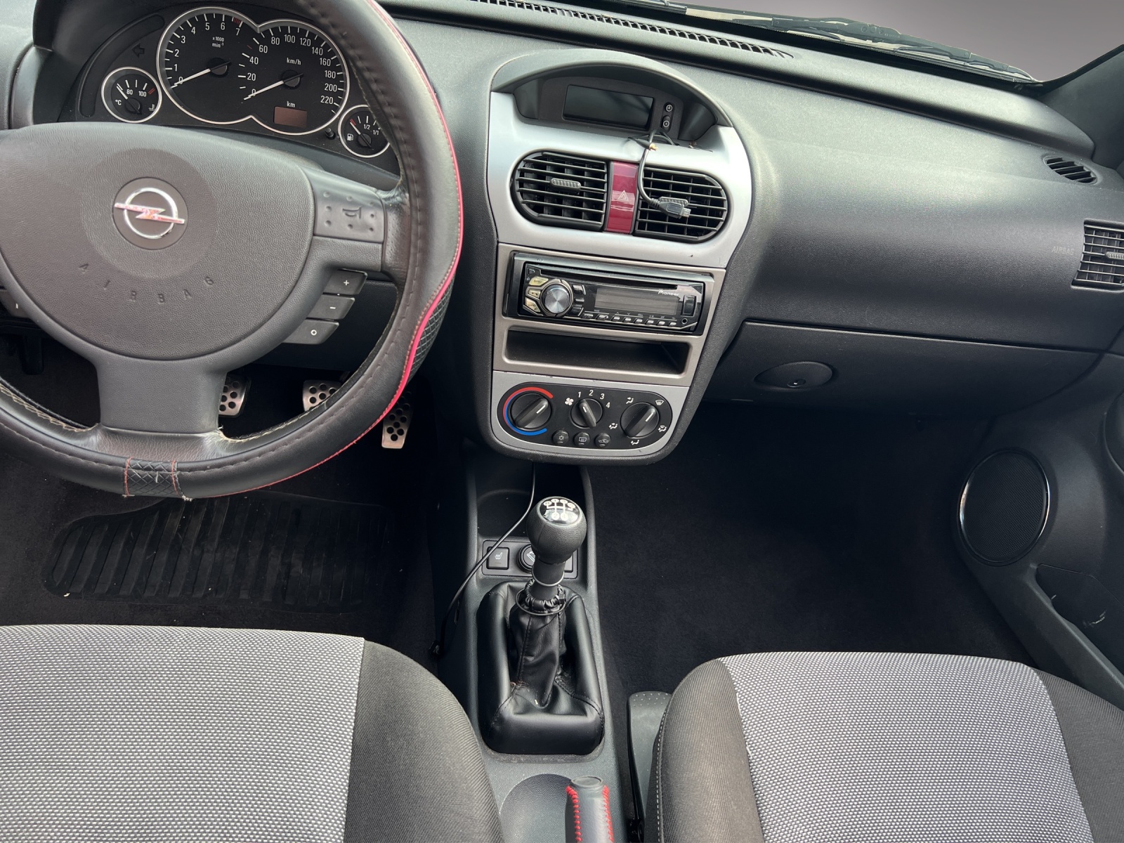 OPEL Tigra 1.8 Enjoy-image-9