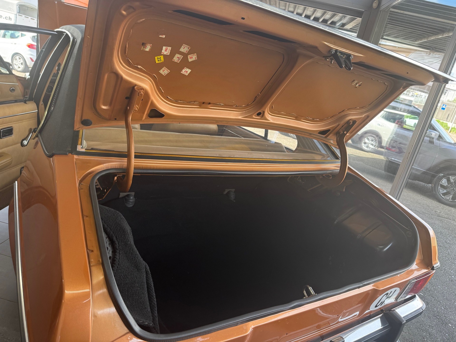 FORD Escort 1.6 Ghia-image-5