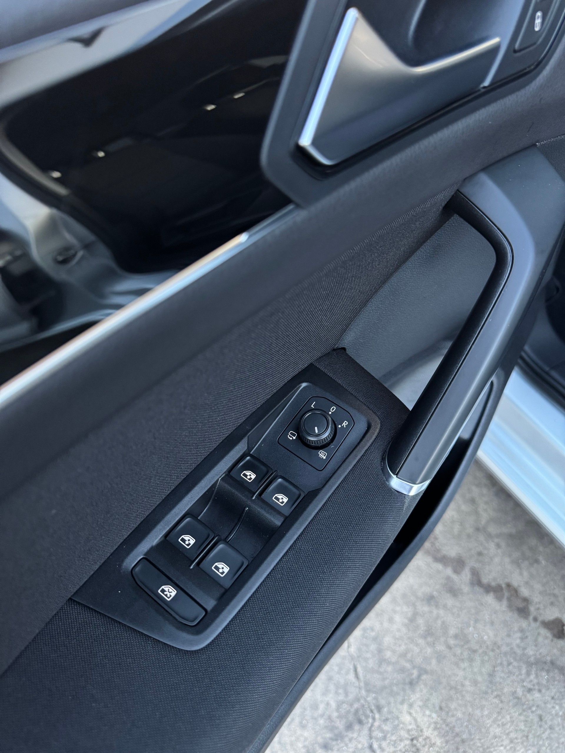 VW Touran 2.0 TDI BlueMotion Technology United DSG-image-20