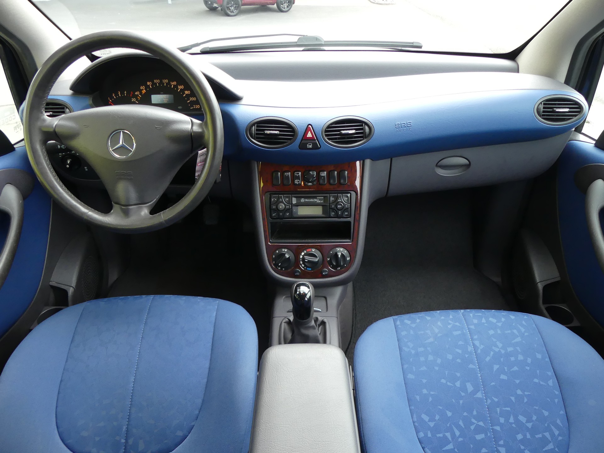 MERCEDES-BENZ A 160 CDI Elégance 45 Km/h-image-11
