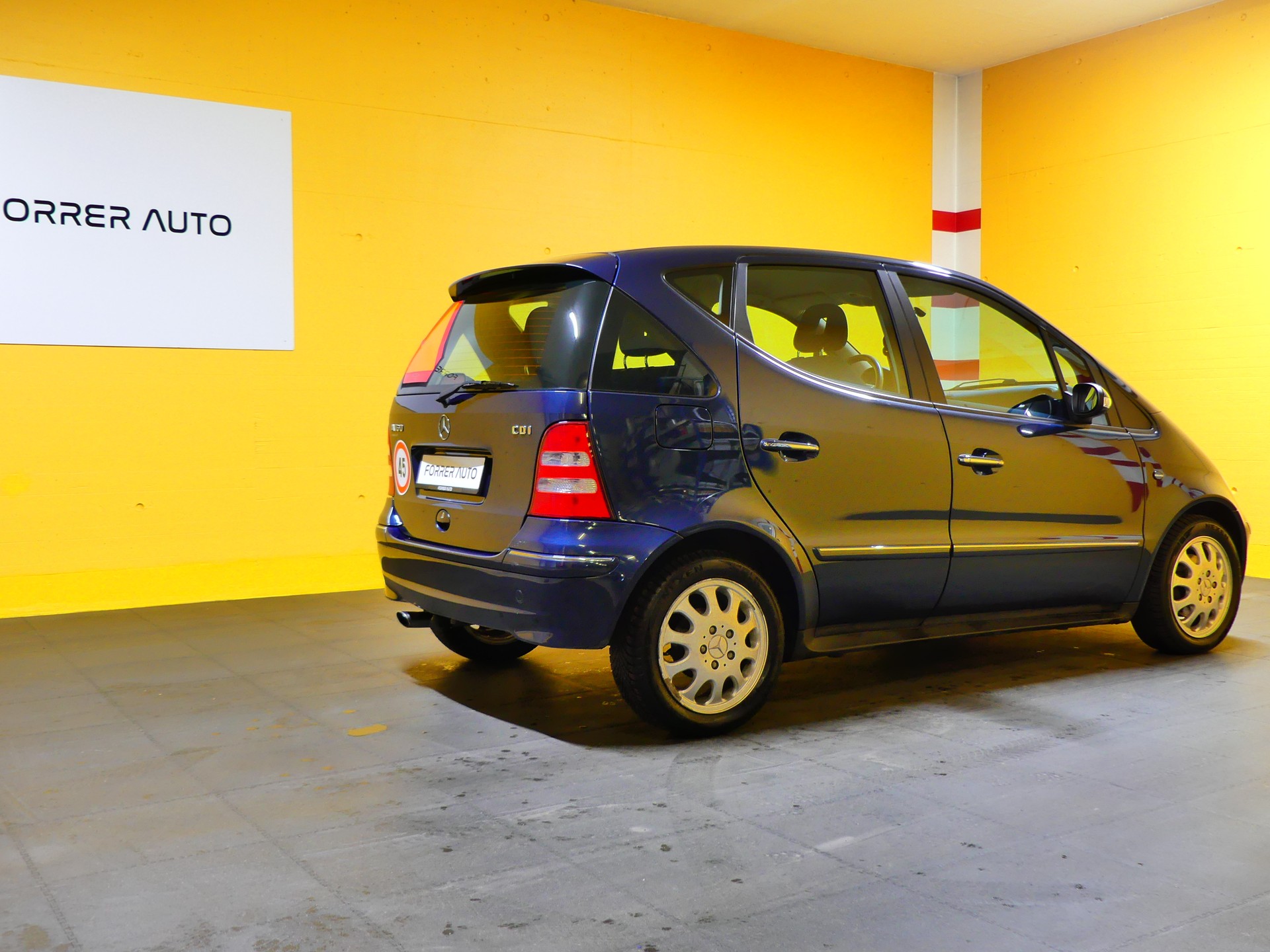 MERCEDES-BENZ A 160 CDI Elégance 45 Km/h-image-2