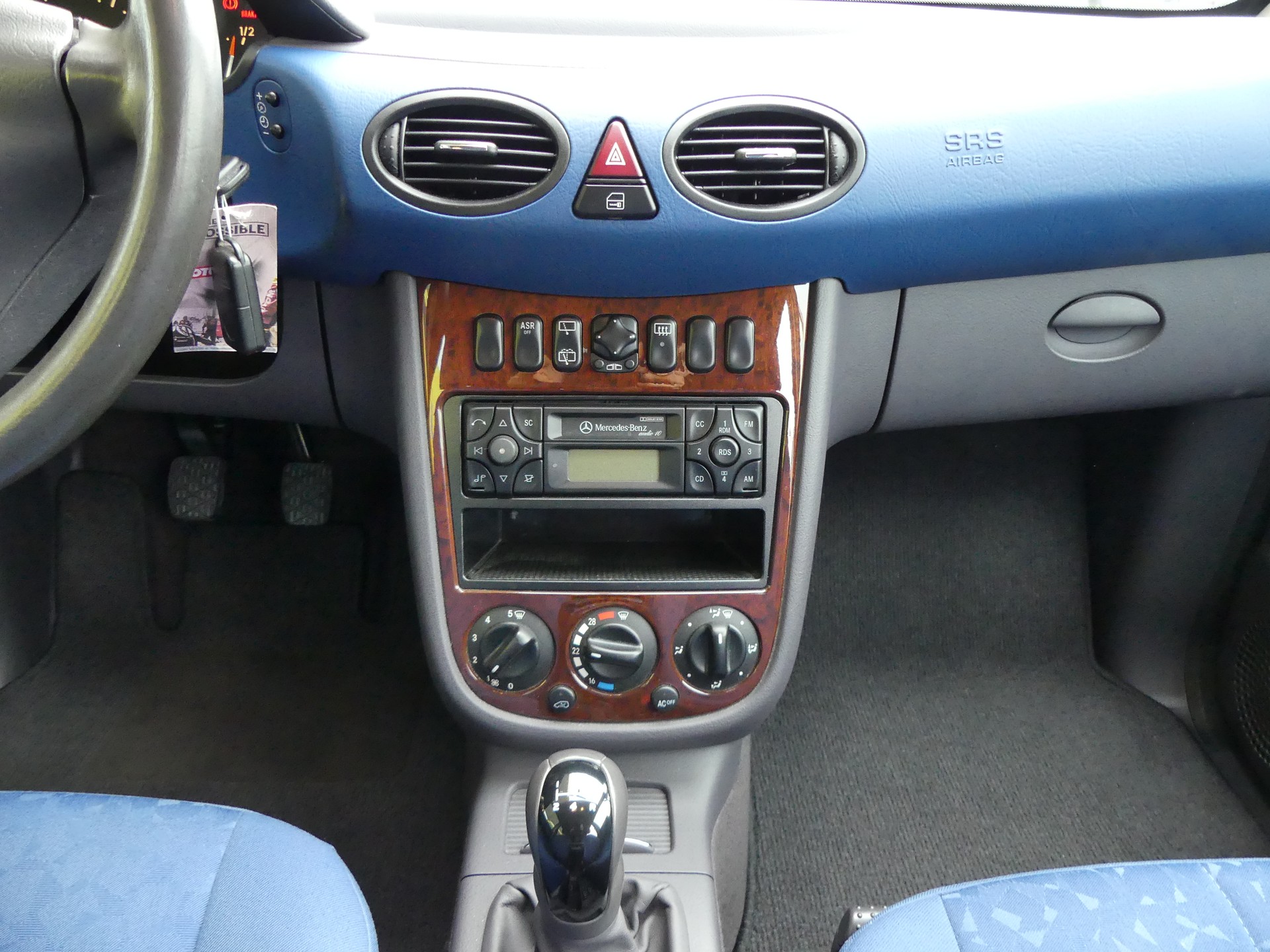MERCEDES-BENZ A 160 CDI Elégance 45 Km/h-image-12