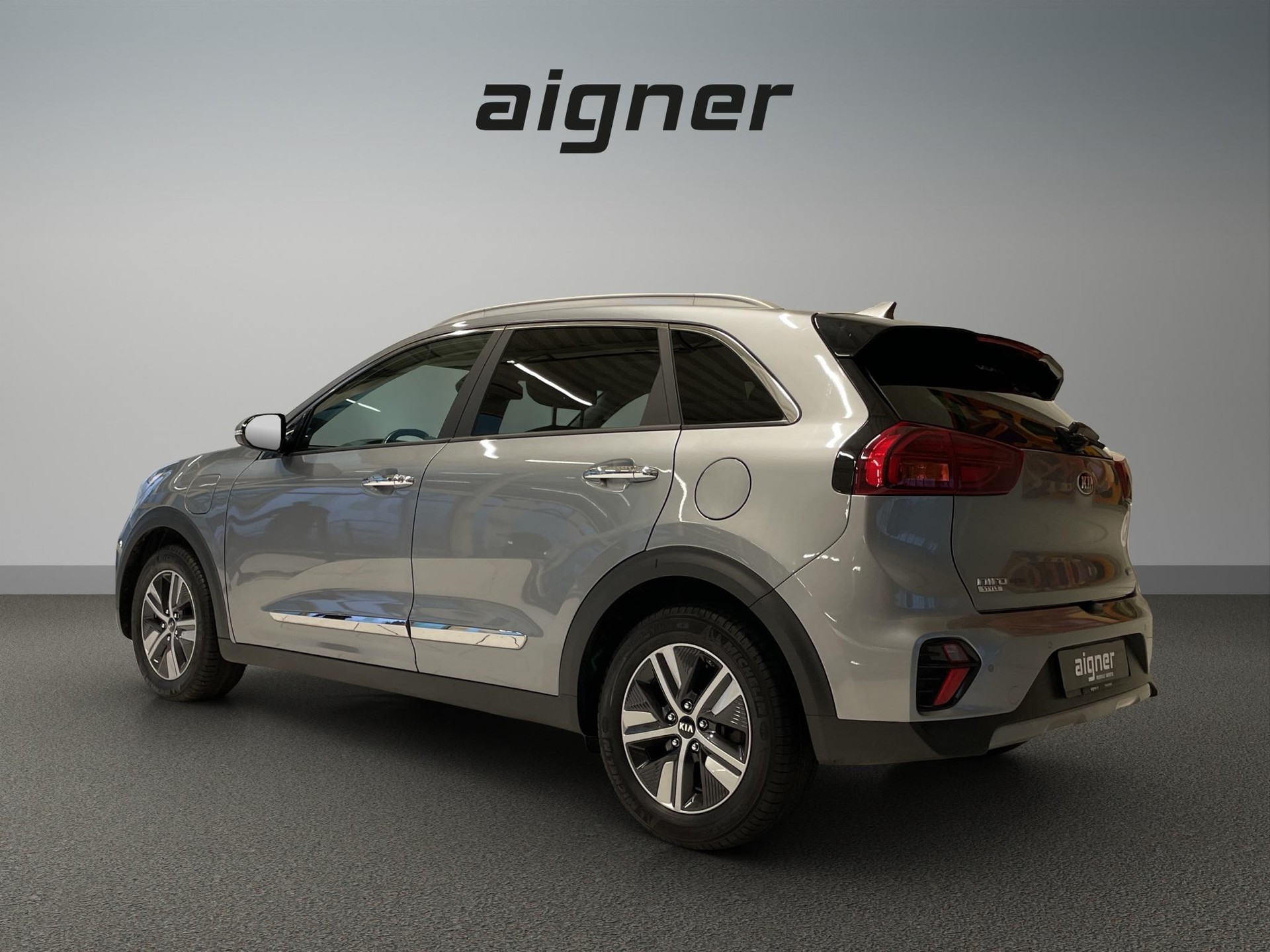 KIA Niro 1.6 GDi Plug-in Hybrid Style-showroom-element-2
