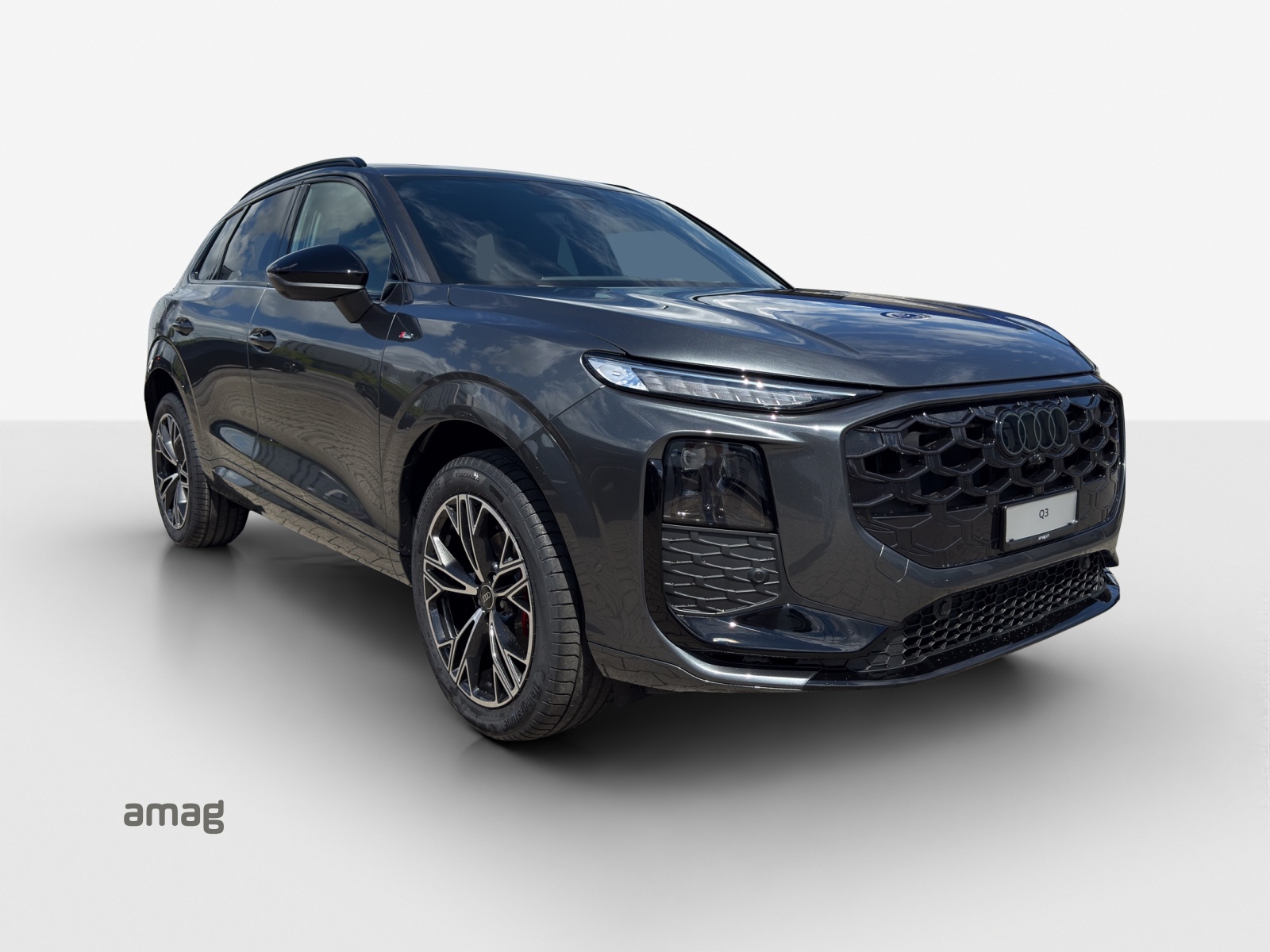 AUDI Q3 SUV 110 kW TFSI S tronic-image-7