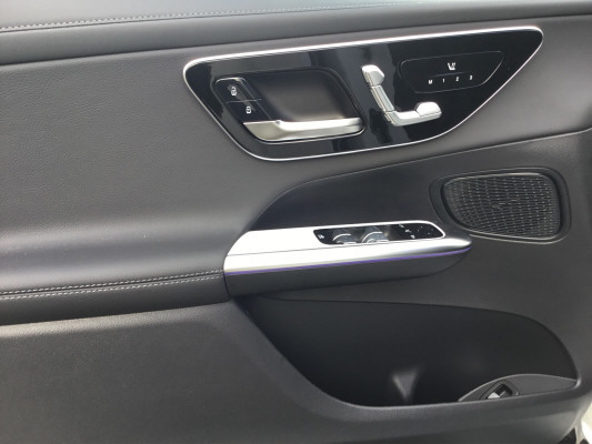 MERCEDES-BENZ GLC 300 de 4M 9G-Tronic-image-9