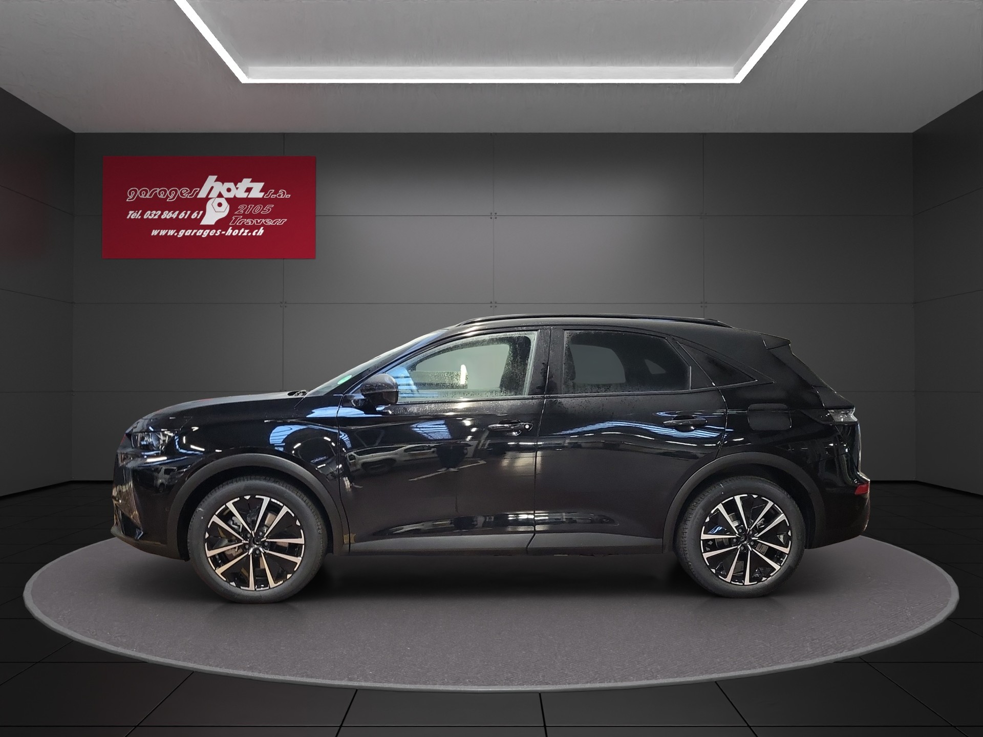 DS AUTOMOBILES DS7 E-Tense 4x4 Ligne Noire-showroom-element-1