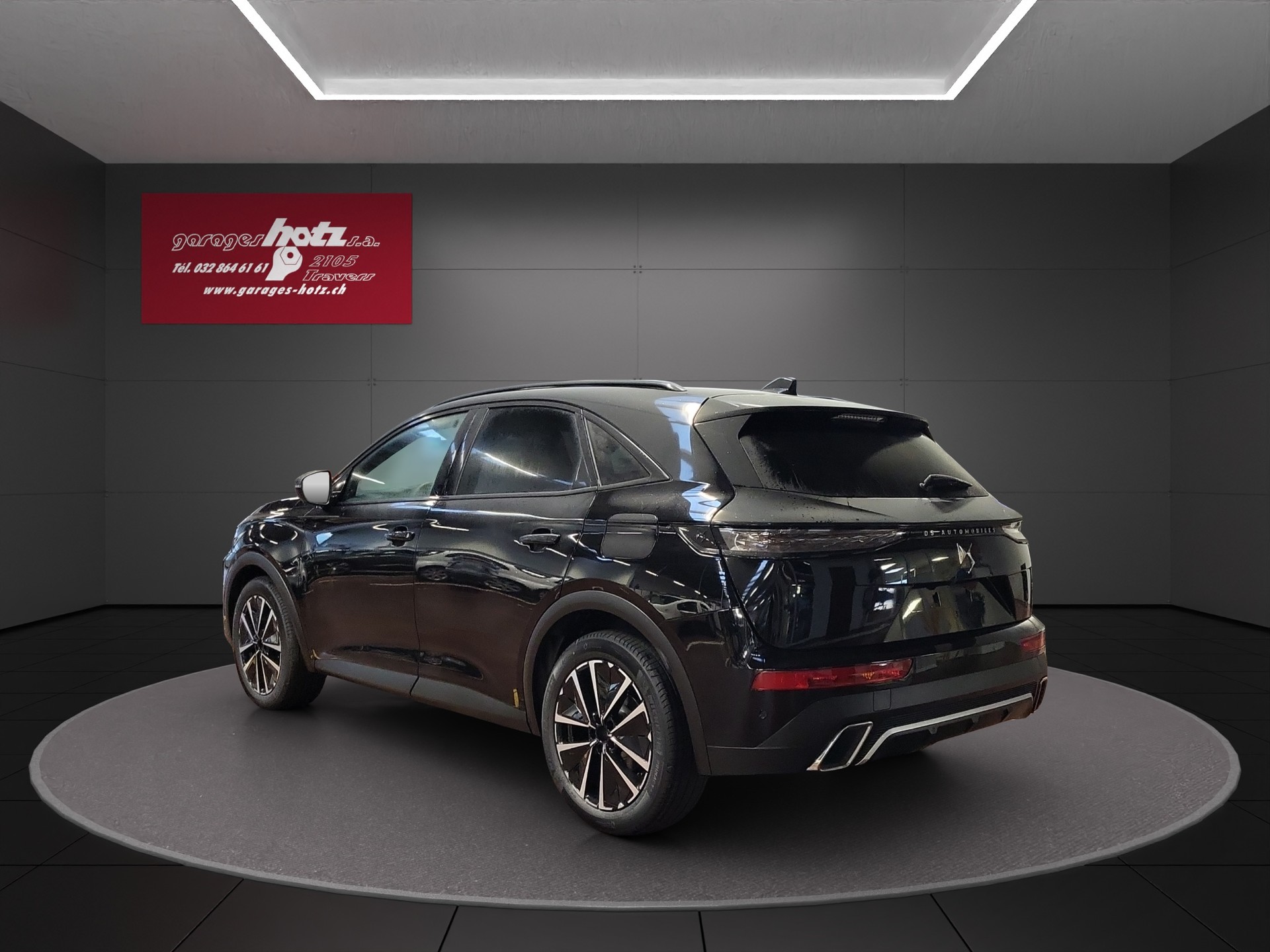 DS AUTOMOBILES DS7 E-Tense 4x4 Ligne Noire-showroom-element-2