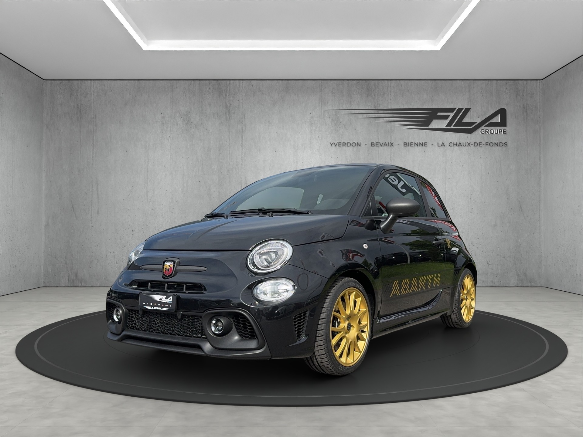 FIAT 695 Abarth 1.4 T-Jet 180 75 Anniversari
