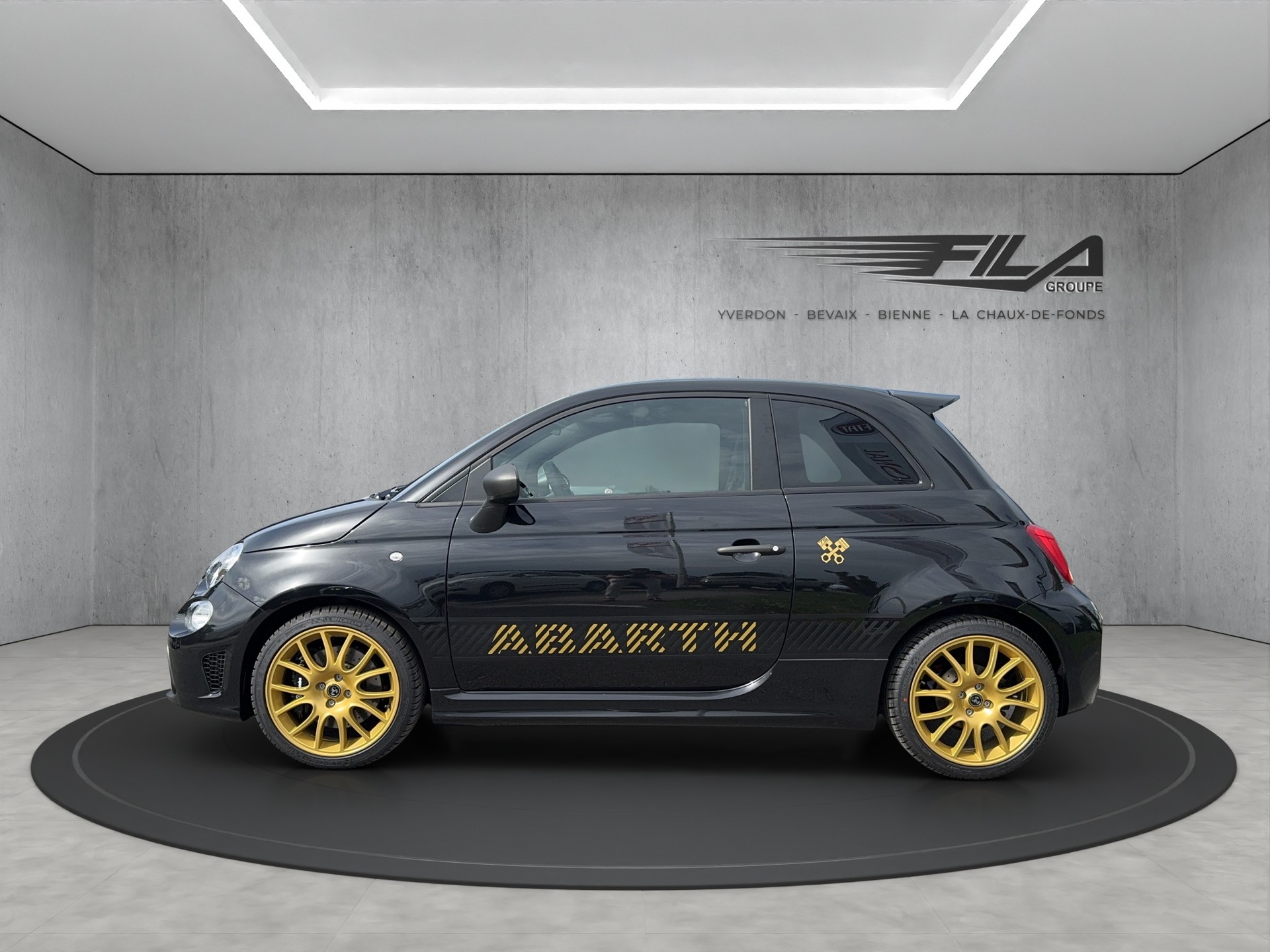 FIAT 695 Abarth 1.4 T-Jet 180 75 Anniversari-showroom-element-2