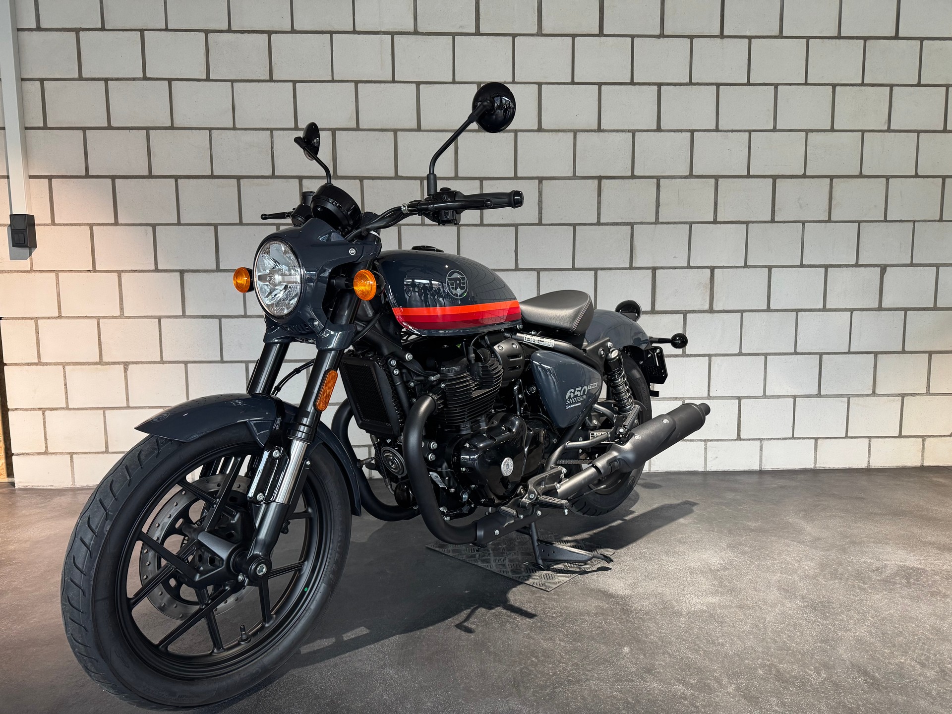 ROYAL ENFIELD SHOTGUN "SUNSET"-image-2