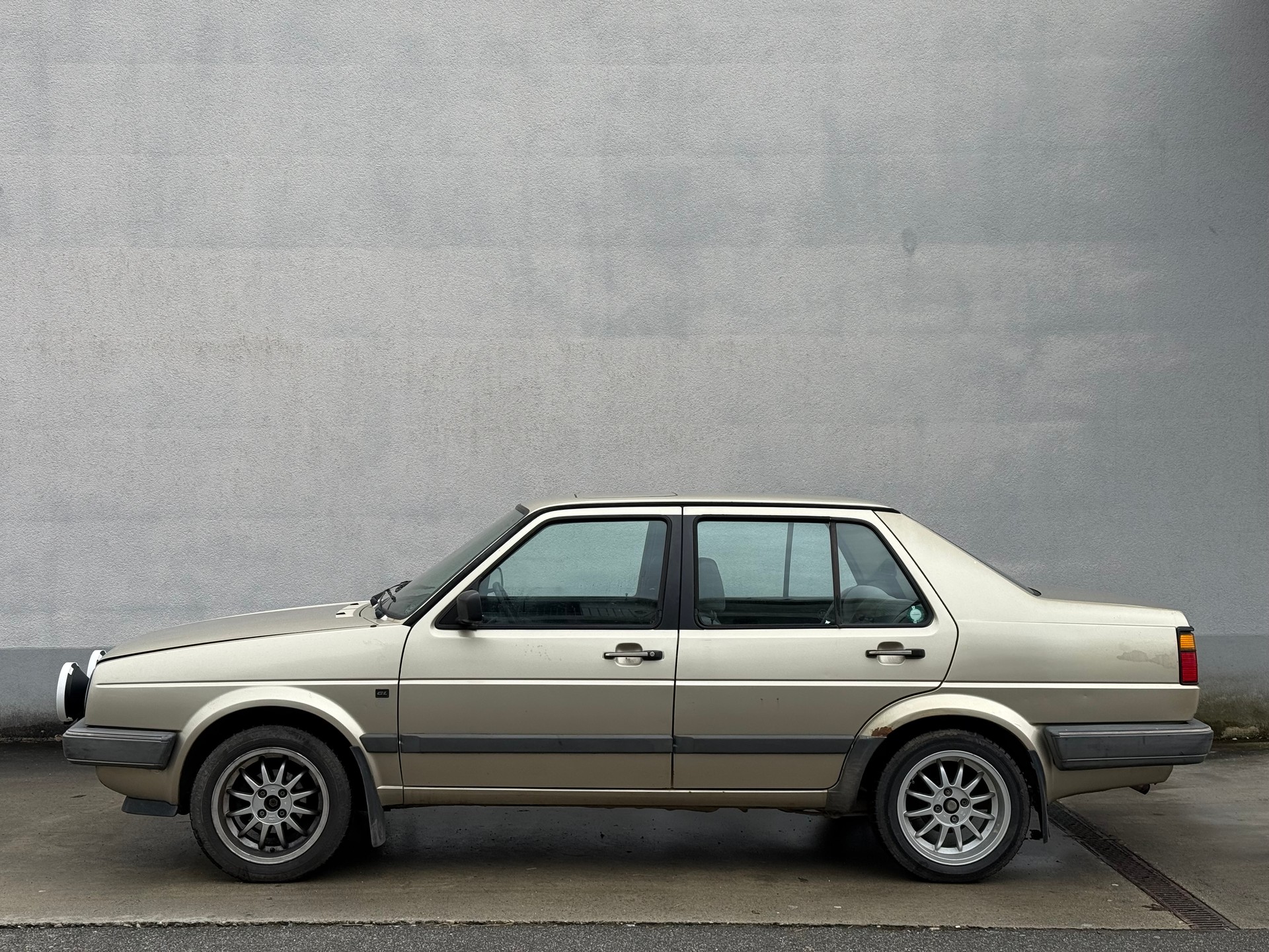 VW Jetta 1800 GL-showroom-element-1