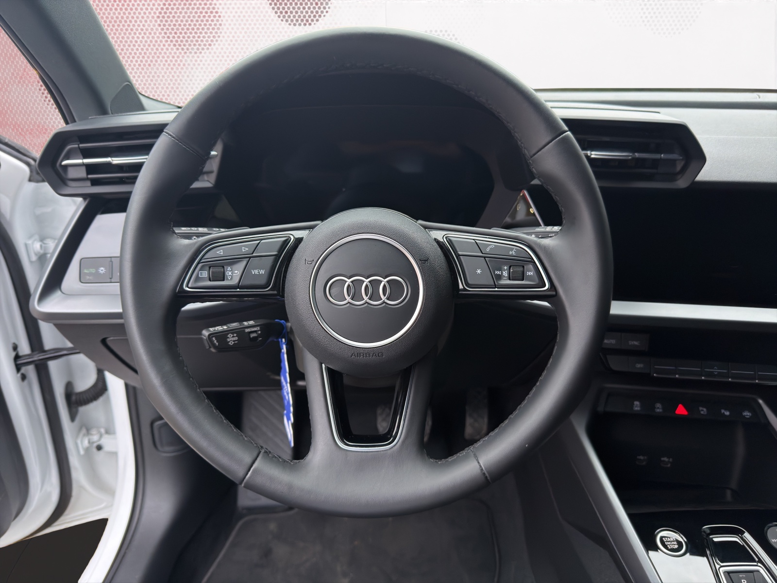 AUDI A3 Sportback 35 TFSI S line Attraction S-tronic * CH-Fahrzeug *-image-13