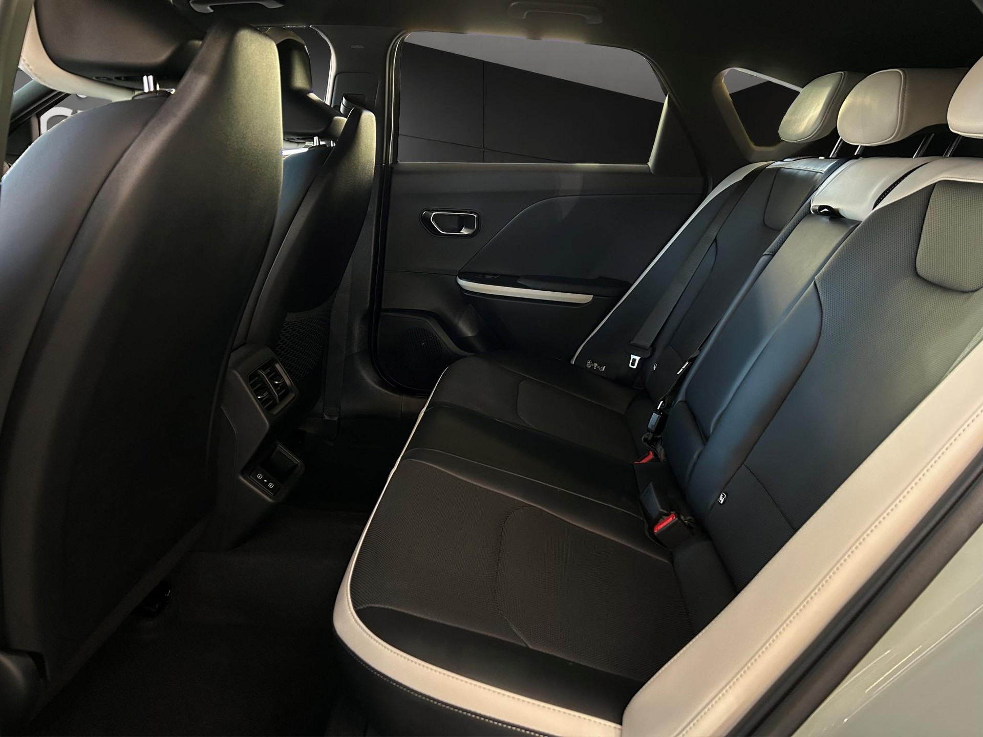 KIA K4 1.6 T-GDi GT-Line-image-10