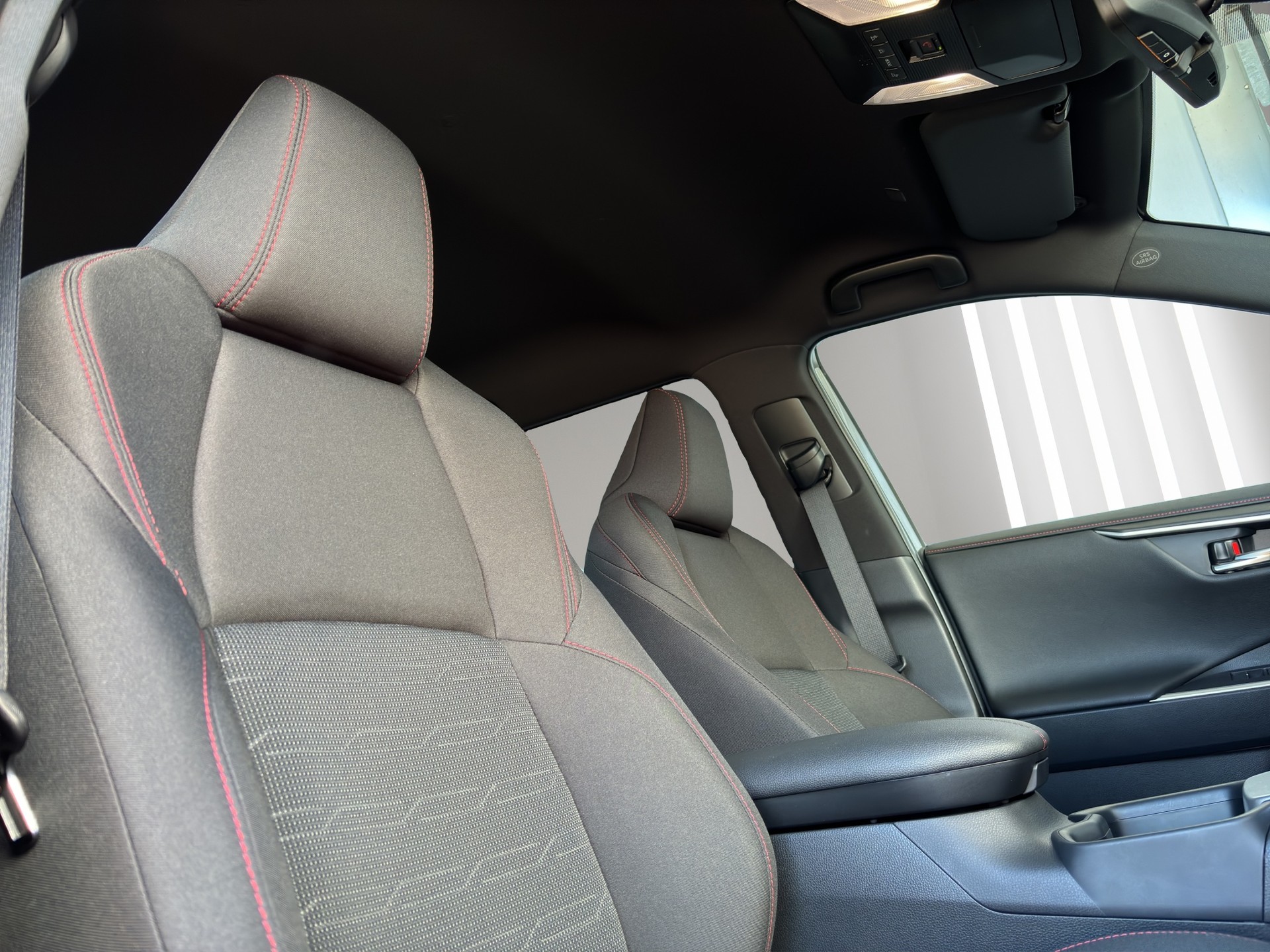 TOYOTA RAV-4 2.5 PHEV Trend e-CVT 4WD-image-12