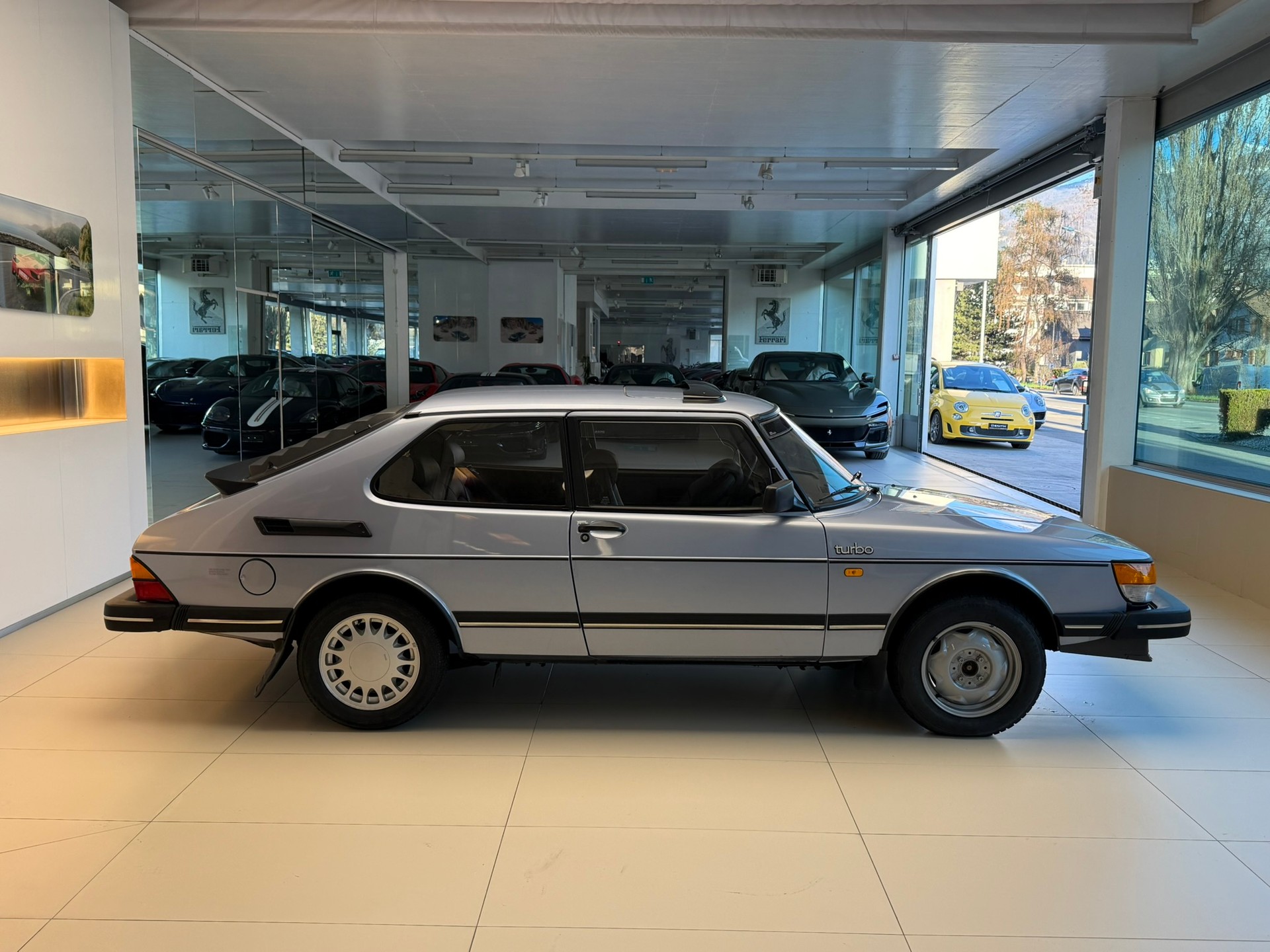 SAAB 900 2.0 turbo 16 S-image-3