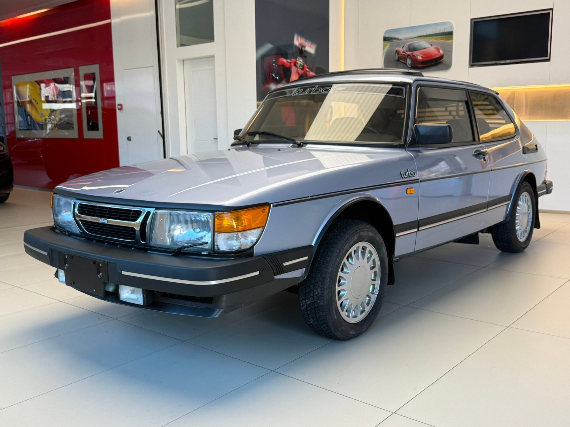 SAAB 900 2.0 turbo 16 S-image-8