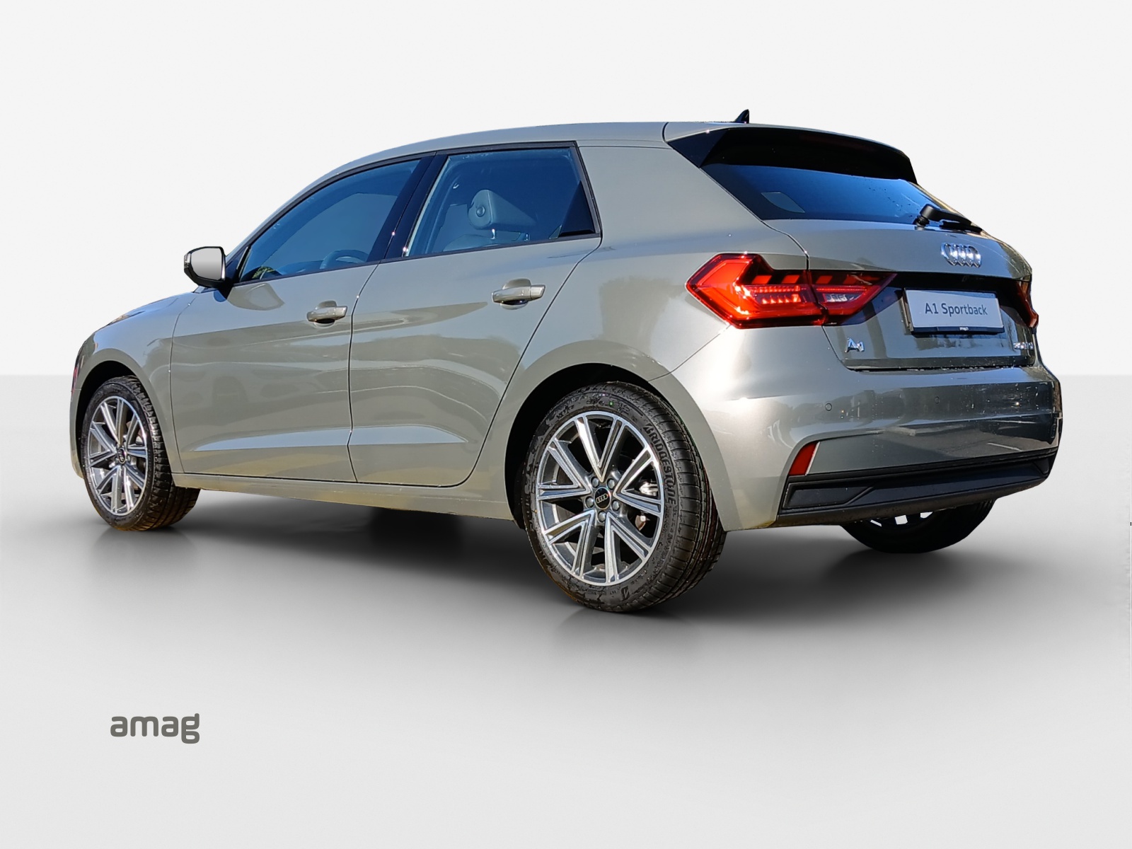 AUDI A1 Sportback 30 TFSI Attraction S-tronic-showroom-element-1
