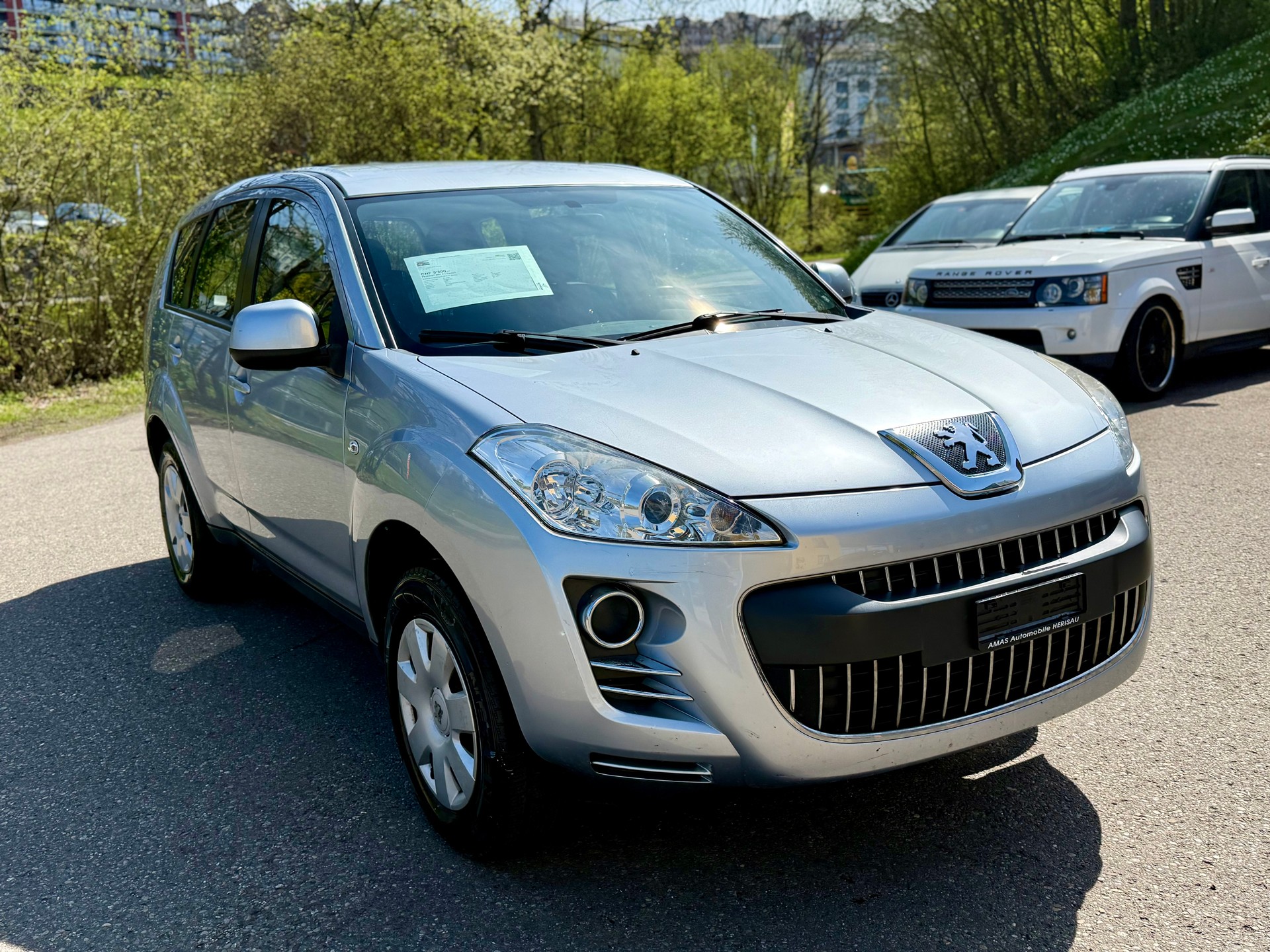 PEUGEOT 4007 2.4 Confort-image-6