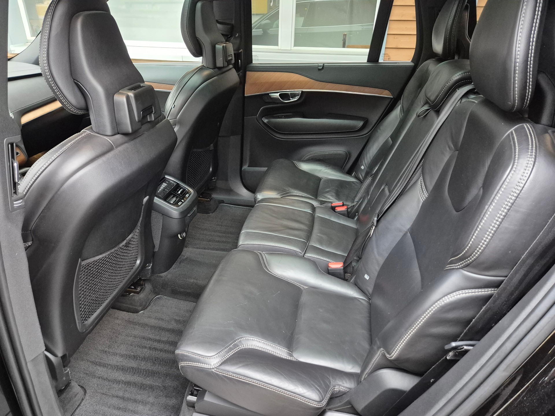 VOLVO XC90 T6 AWD Momentum Geartronic-image-9