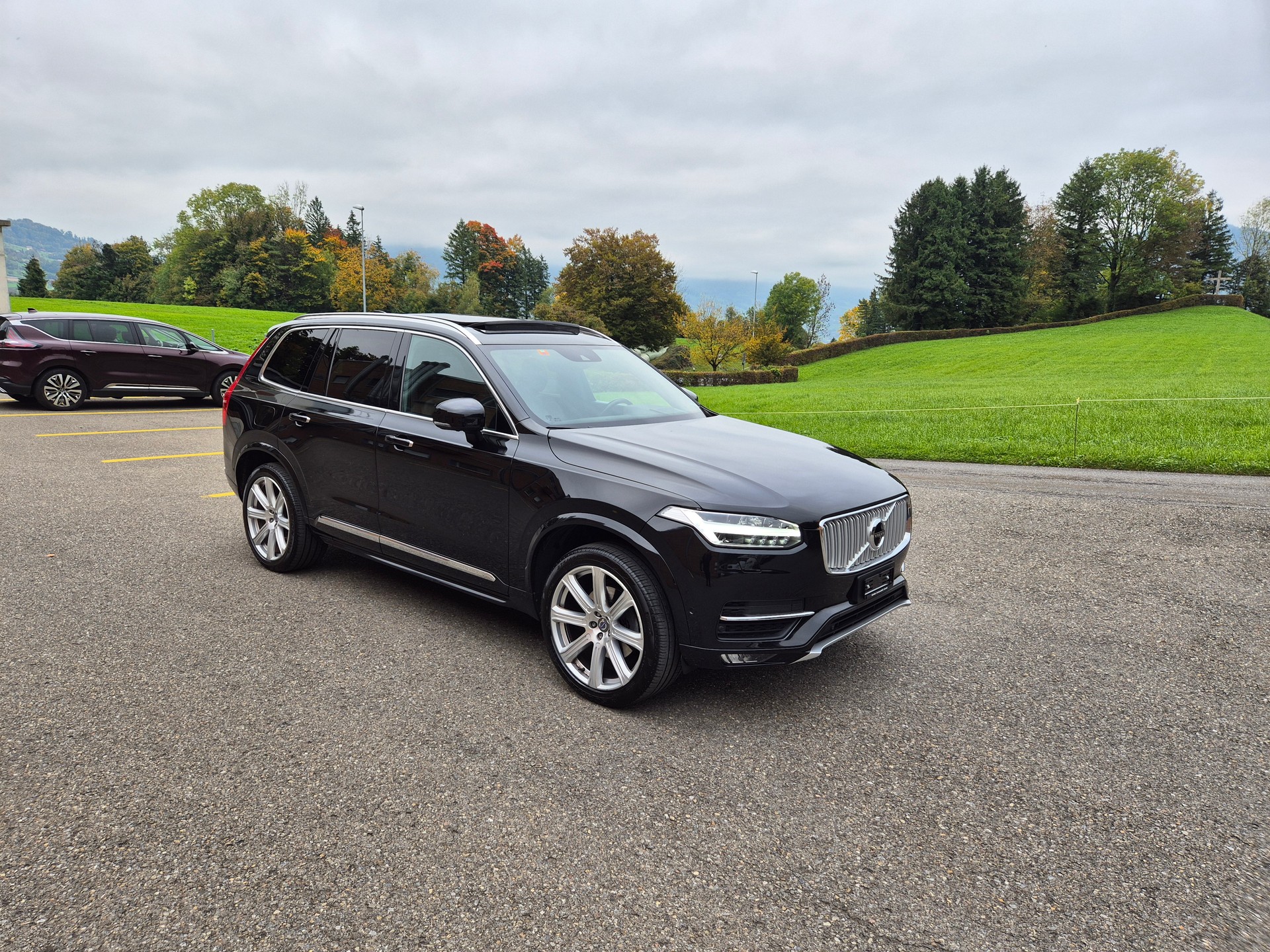 VOLVO XC90 T6 AWD Momentum Geartronic-image-4