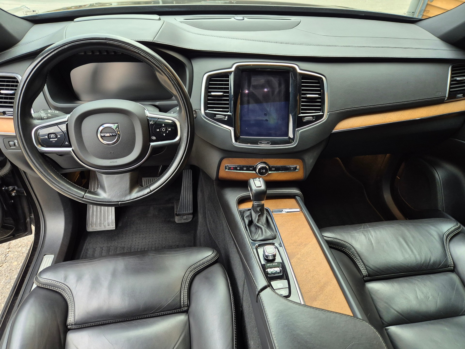 VOLVO XC90 T6 AWD Momentum Geartronic-image-7