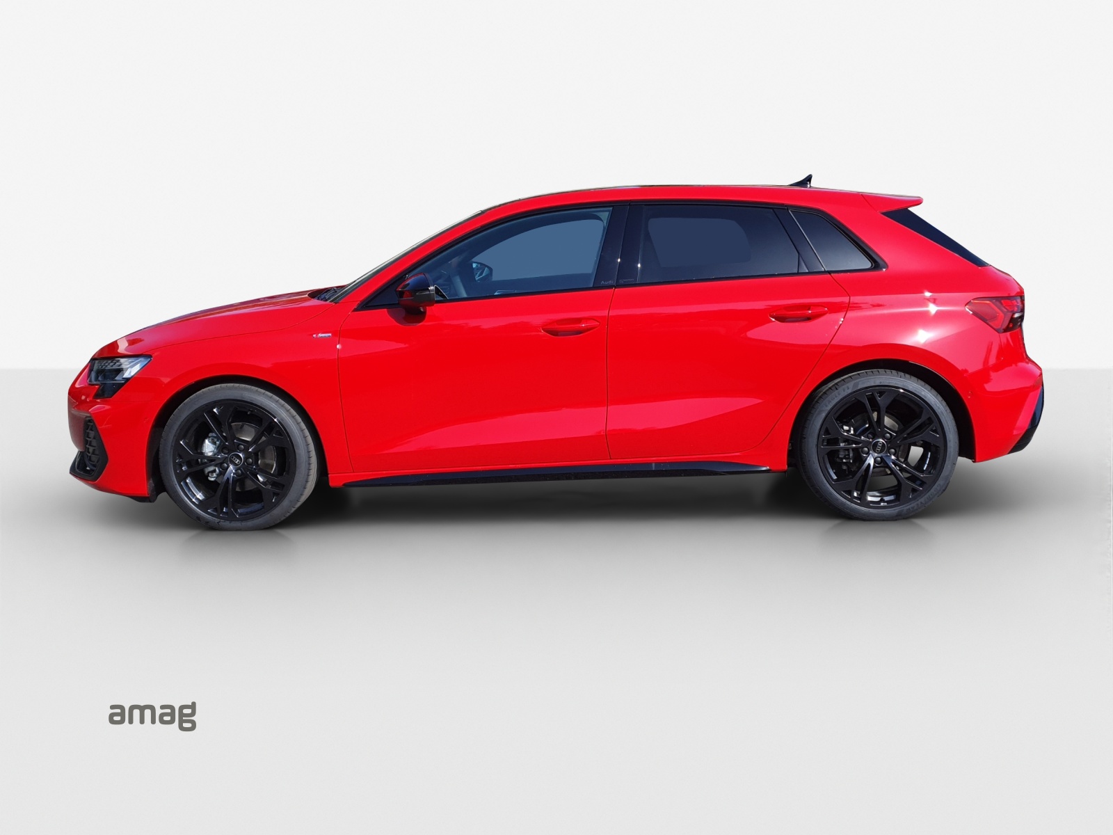 AUDI A3 Sportback TFSI 110 kW S line Attraction S tronic-showroom-element-1