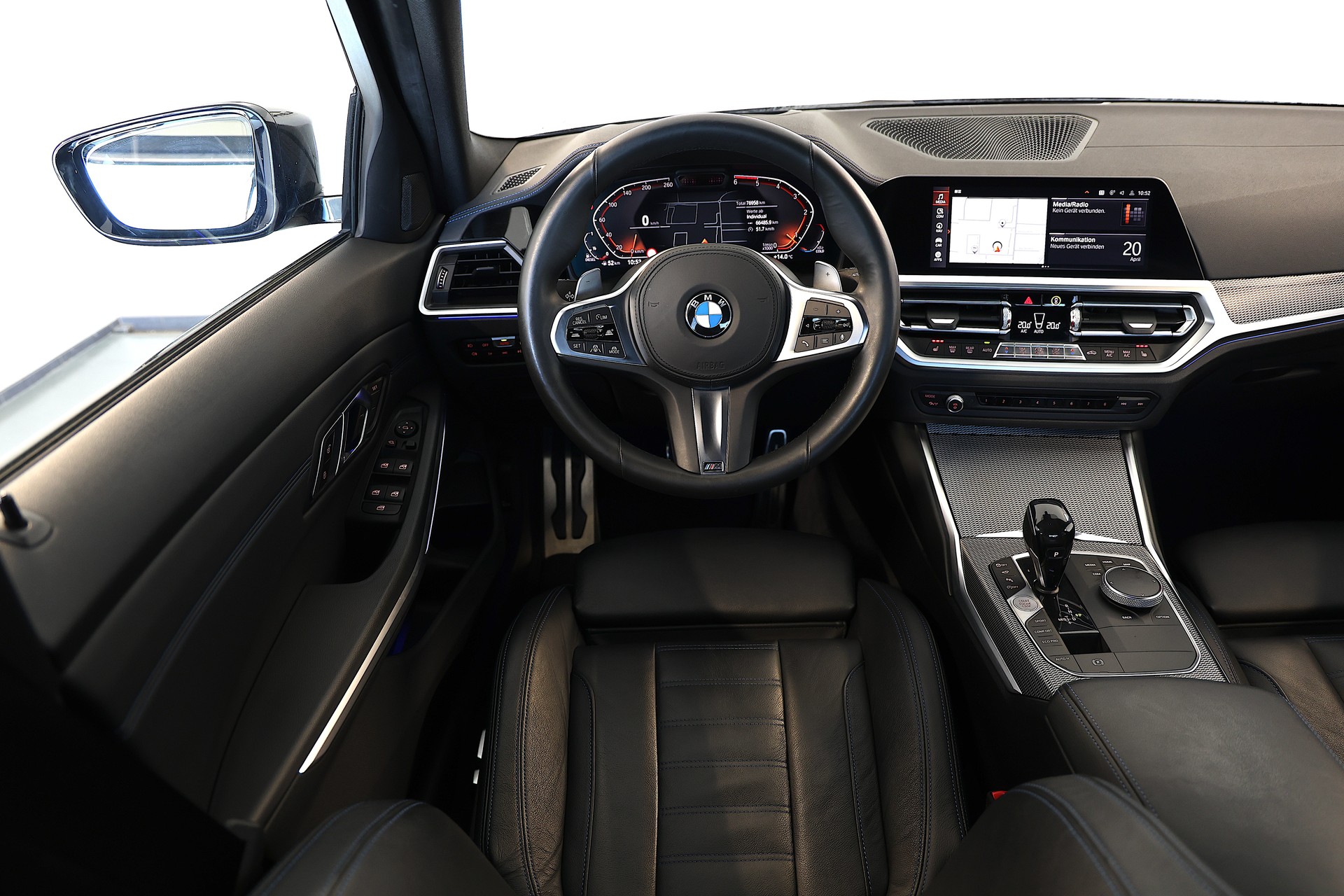 BMW 320d xDrive M Sport Steptronic-image-8