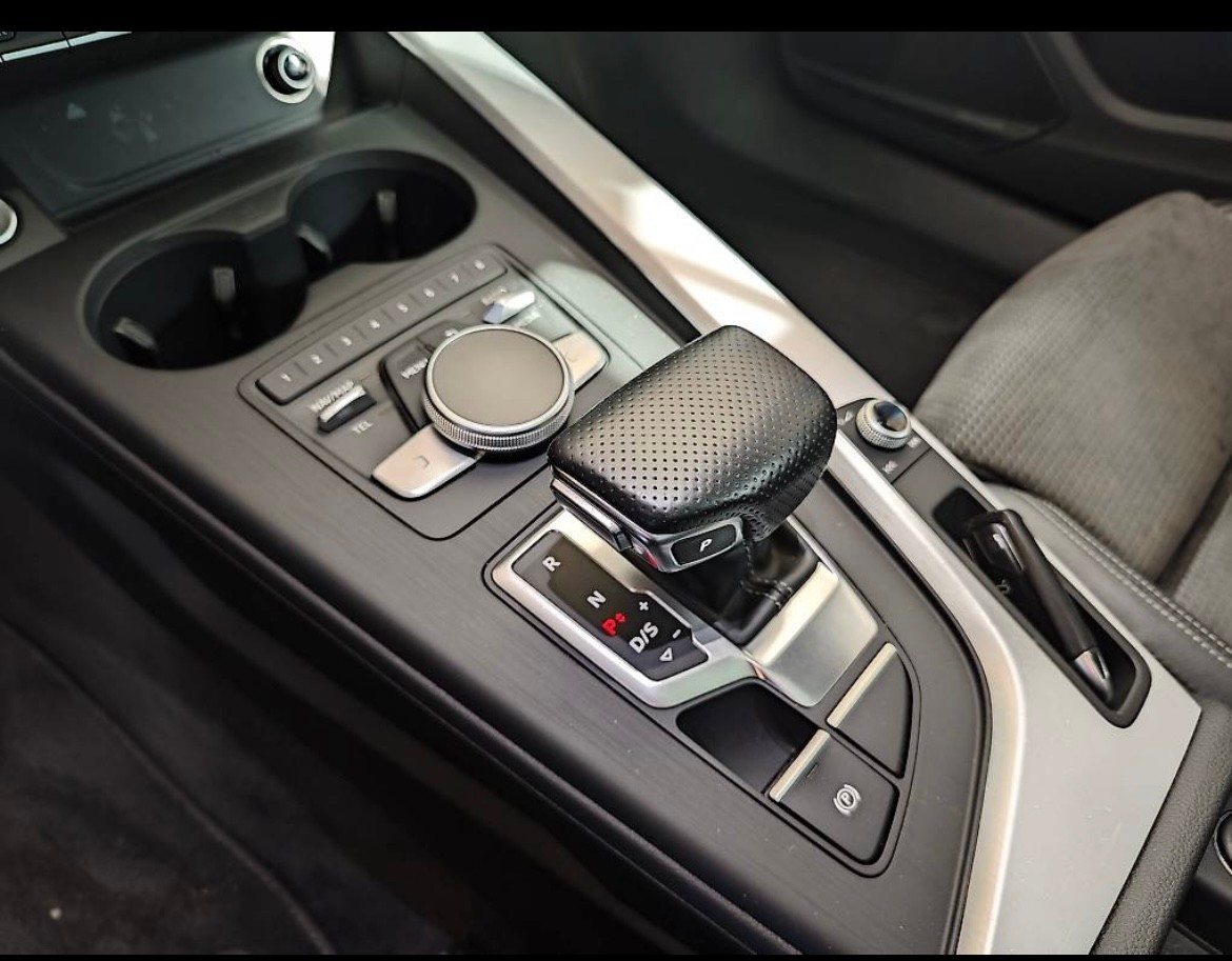 AUDI A4 Avant 3.0 TDI Sport quattro tiptronic-image-7