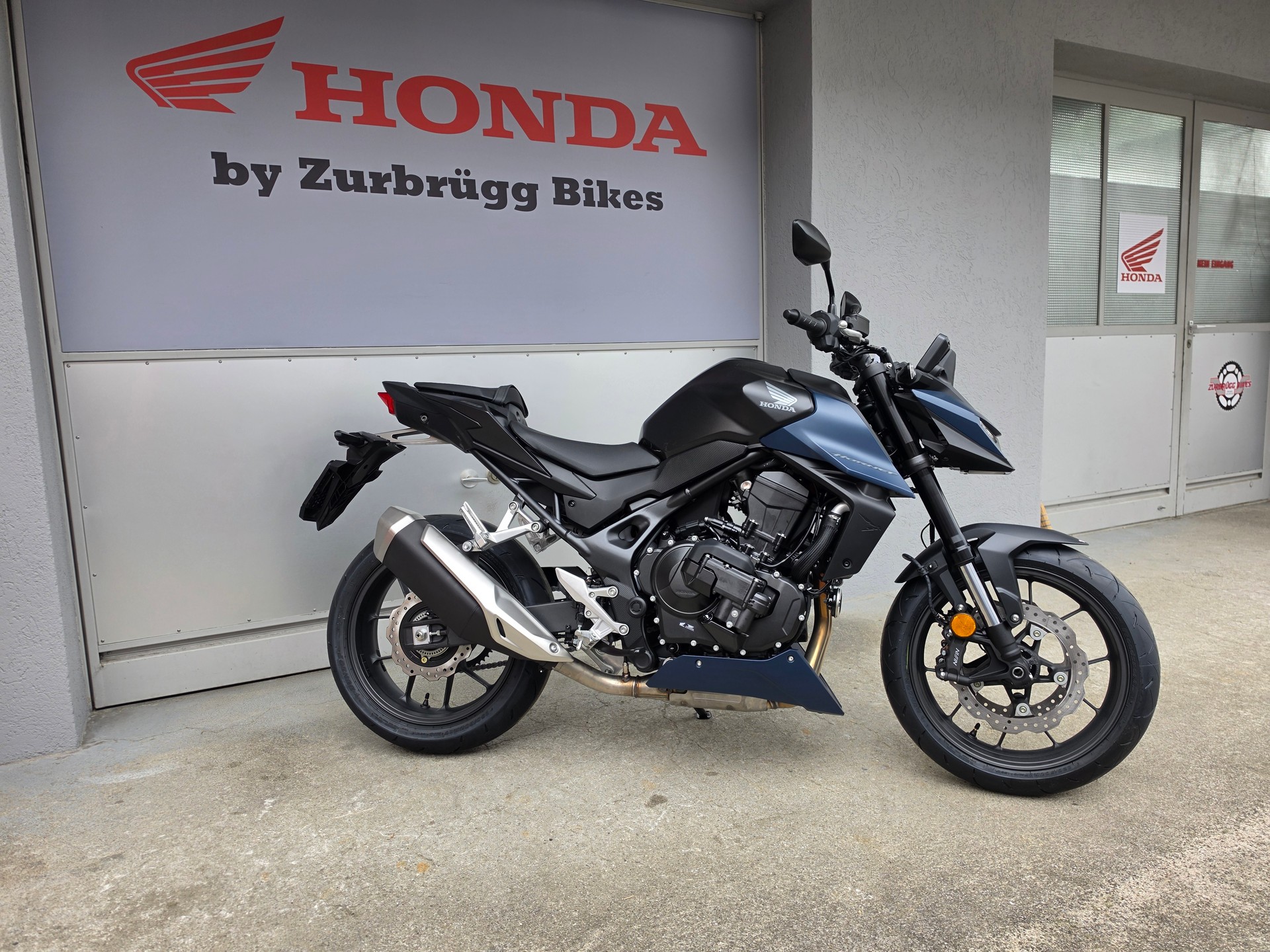 HONDA CB 750 Hornet E-clutch-image-3