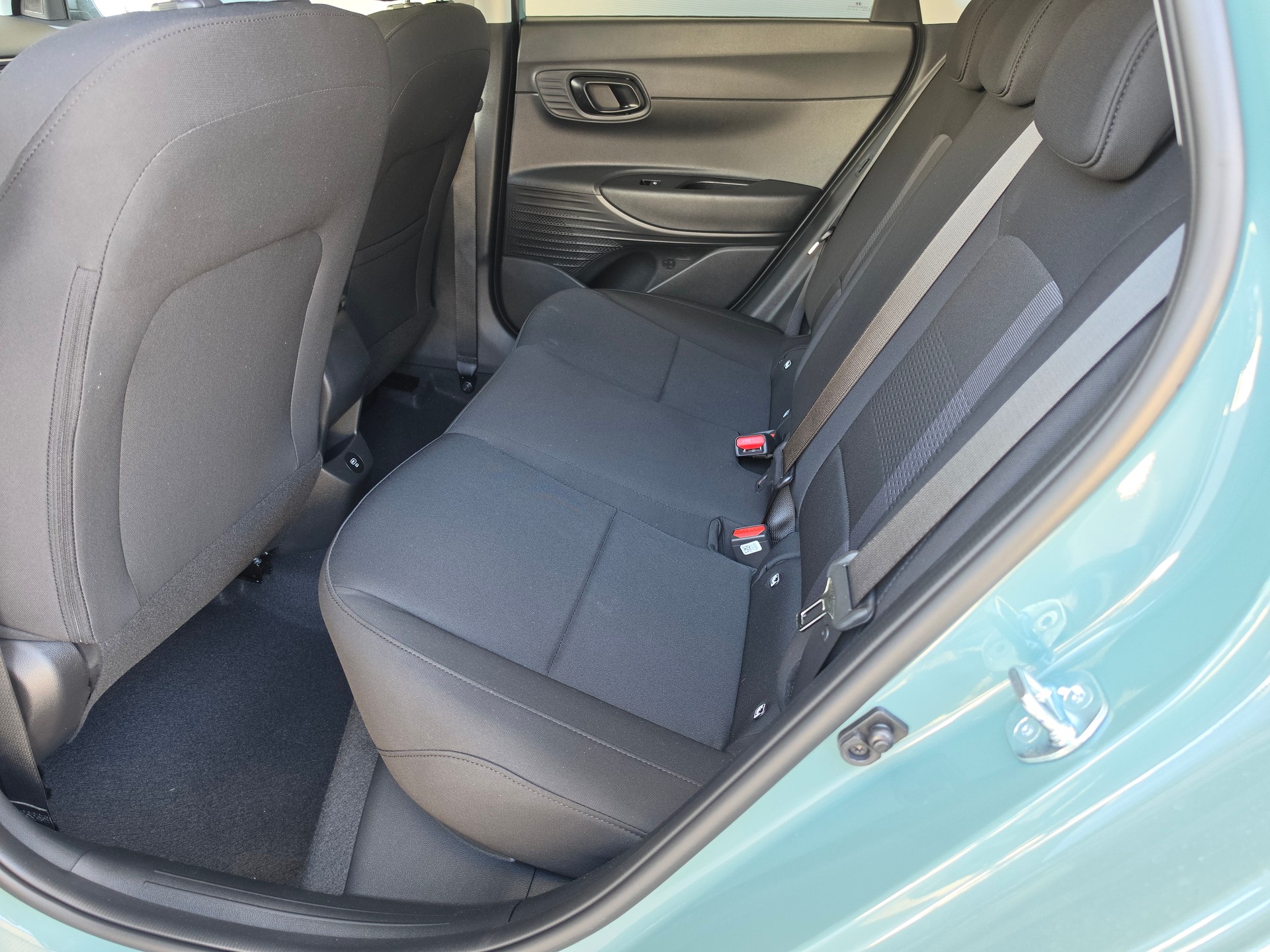 HYUNDAI i20 1.0 T-GDi Amplia DCT-image-9