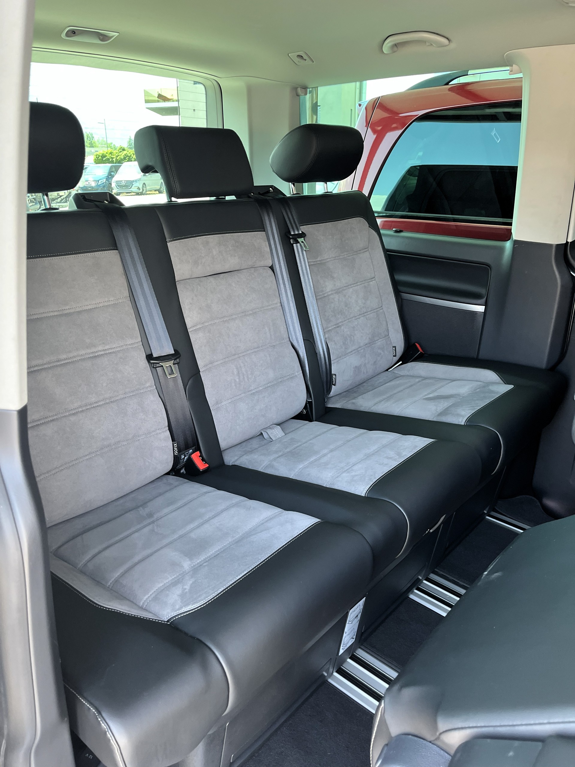 VW T6.1 Multivan 2.0 Bi-TDI Highline Liberty 4Mot. DSG-image-17
