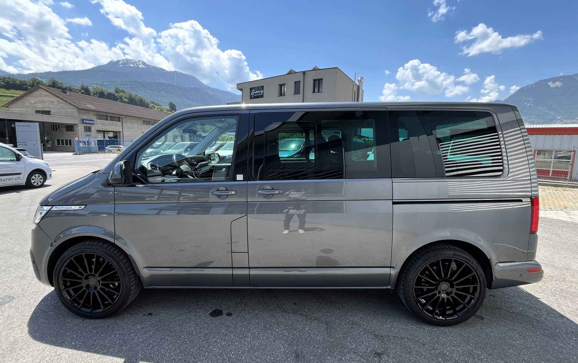 VW T6.1 Multivan 2.0 Bi-TDI Highline Liberty 4Mot. DSG-image-5